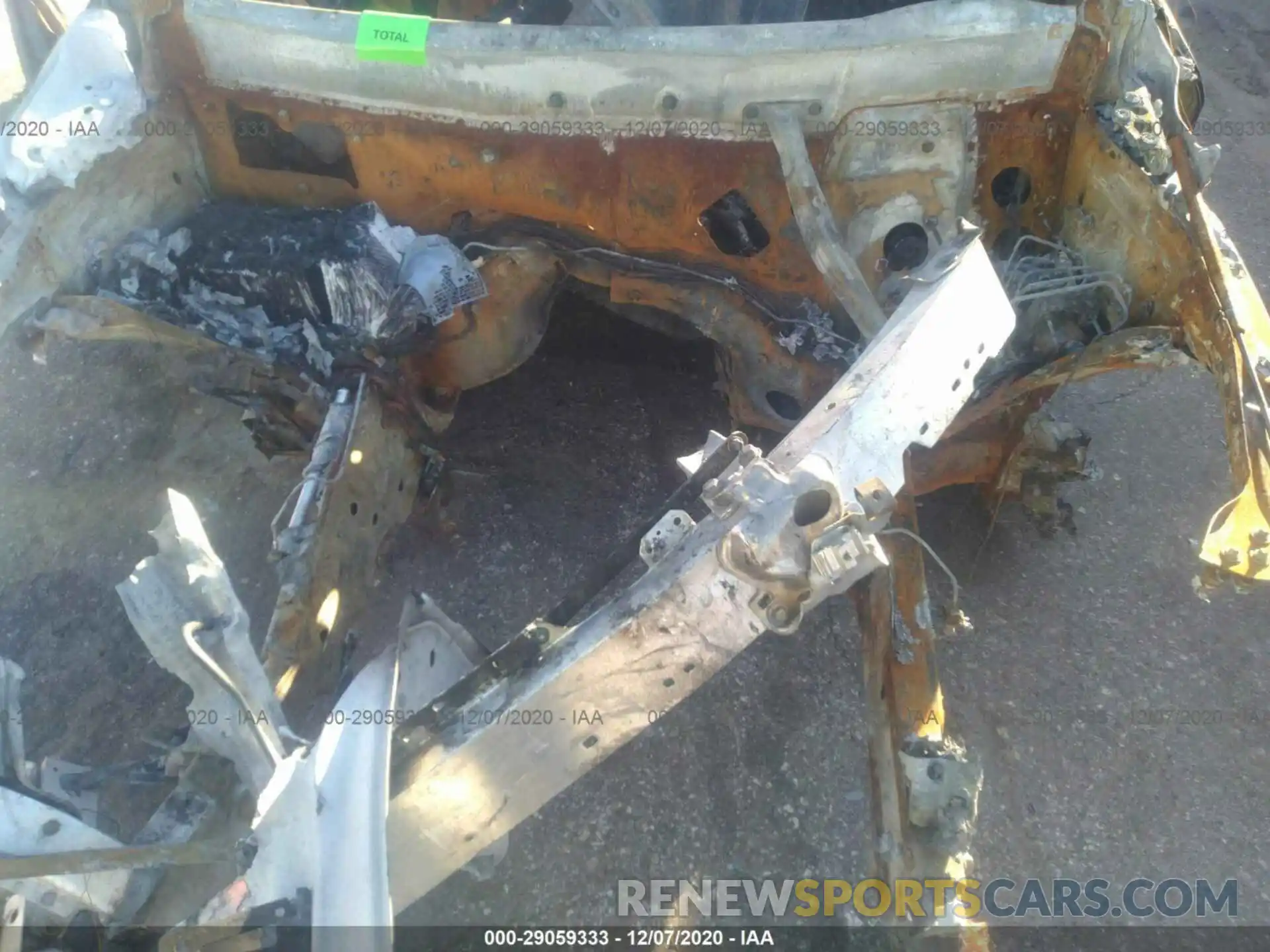 10 Photograph of a damaged car W1N0G8DB1LF805117 MERCEDES-BENZ GLC 2020