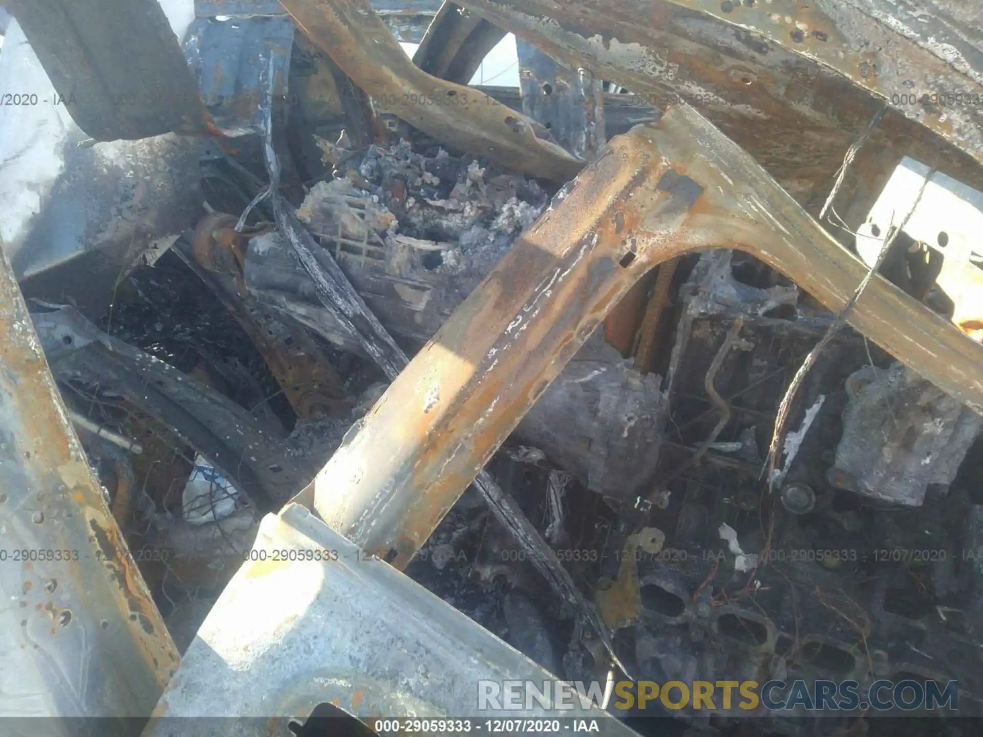 5 Photograph of a damaged car W1N0G8DB1LF805117 MERCEDES-BENZ GLC 2020