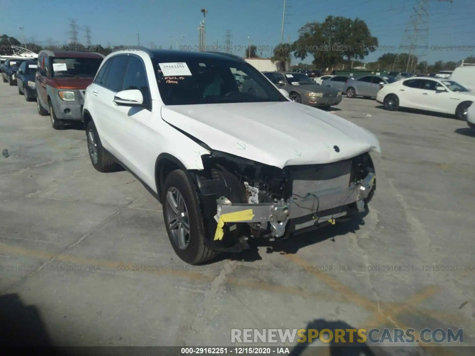 1 Photograph of a damaged car W1N0G8DB2LF805725 MERCEDES-BENZ GLC 2020