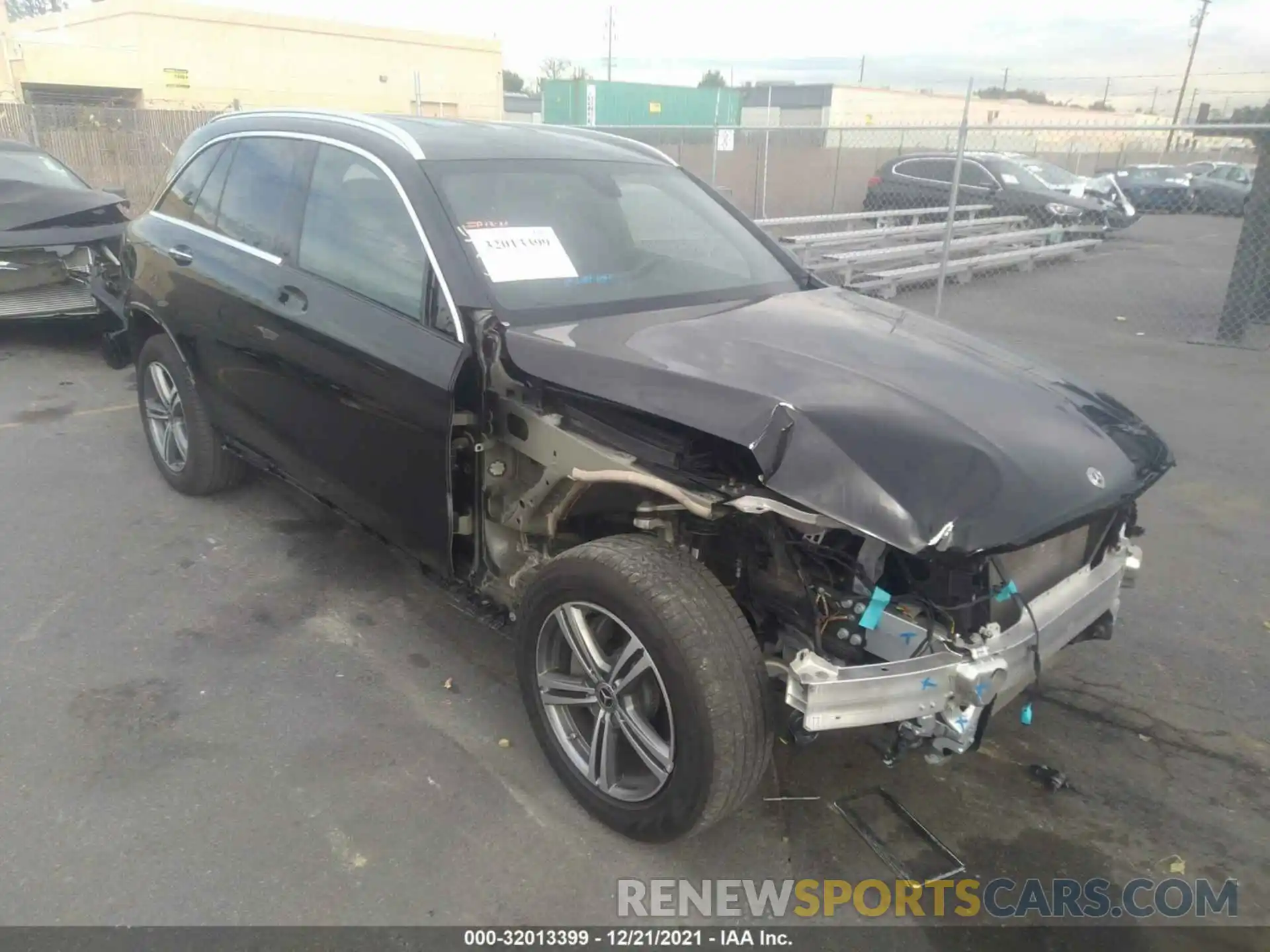 1 Photograph of a damaged car W1N0G8DB2LF807023 MERCEDES-BENZ GLC 2020