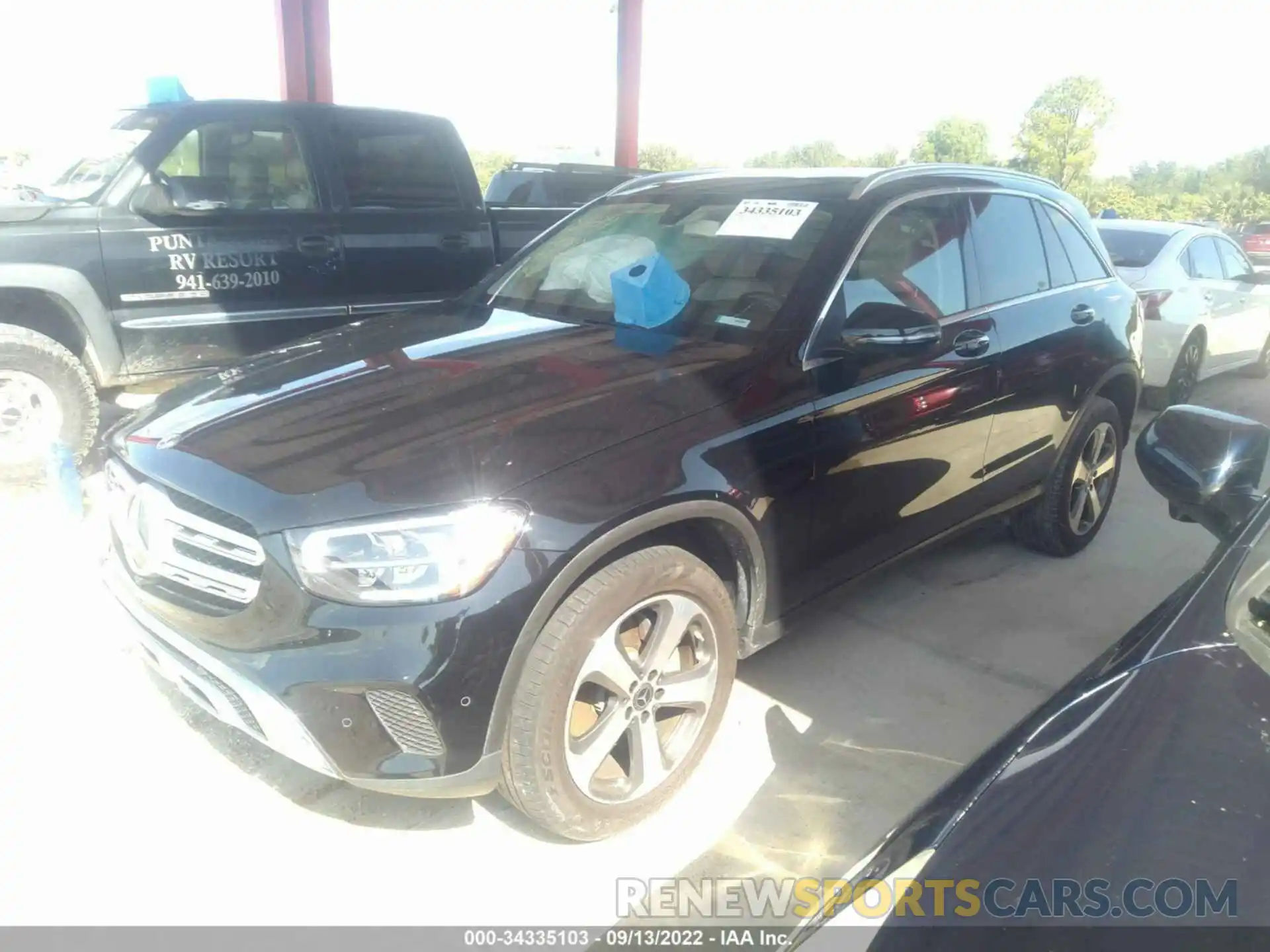 2 Photograph of a damaged car W1N0G8DB2LF833914 MERCEDES-BENZ GLC 2020