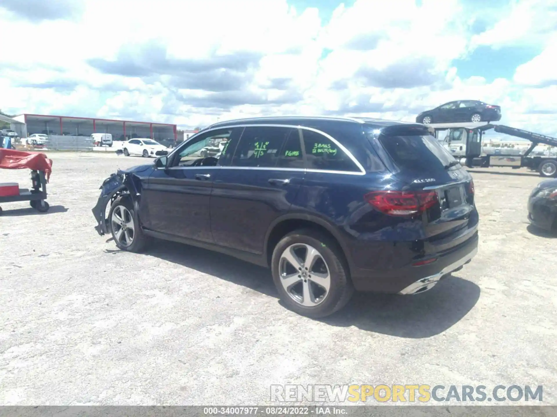 3 Photograph of a damaged car W1N0G8DB2LF837610 MERCEDES-BENZ GLC 2020