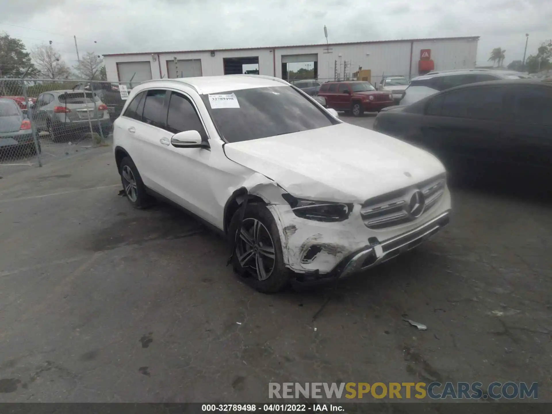 1 Photograph of a damaged car W1N0G8DB2LV261264 MERCEDES-BENZ GLC 2020