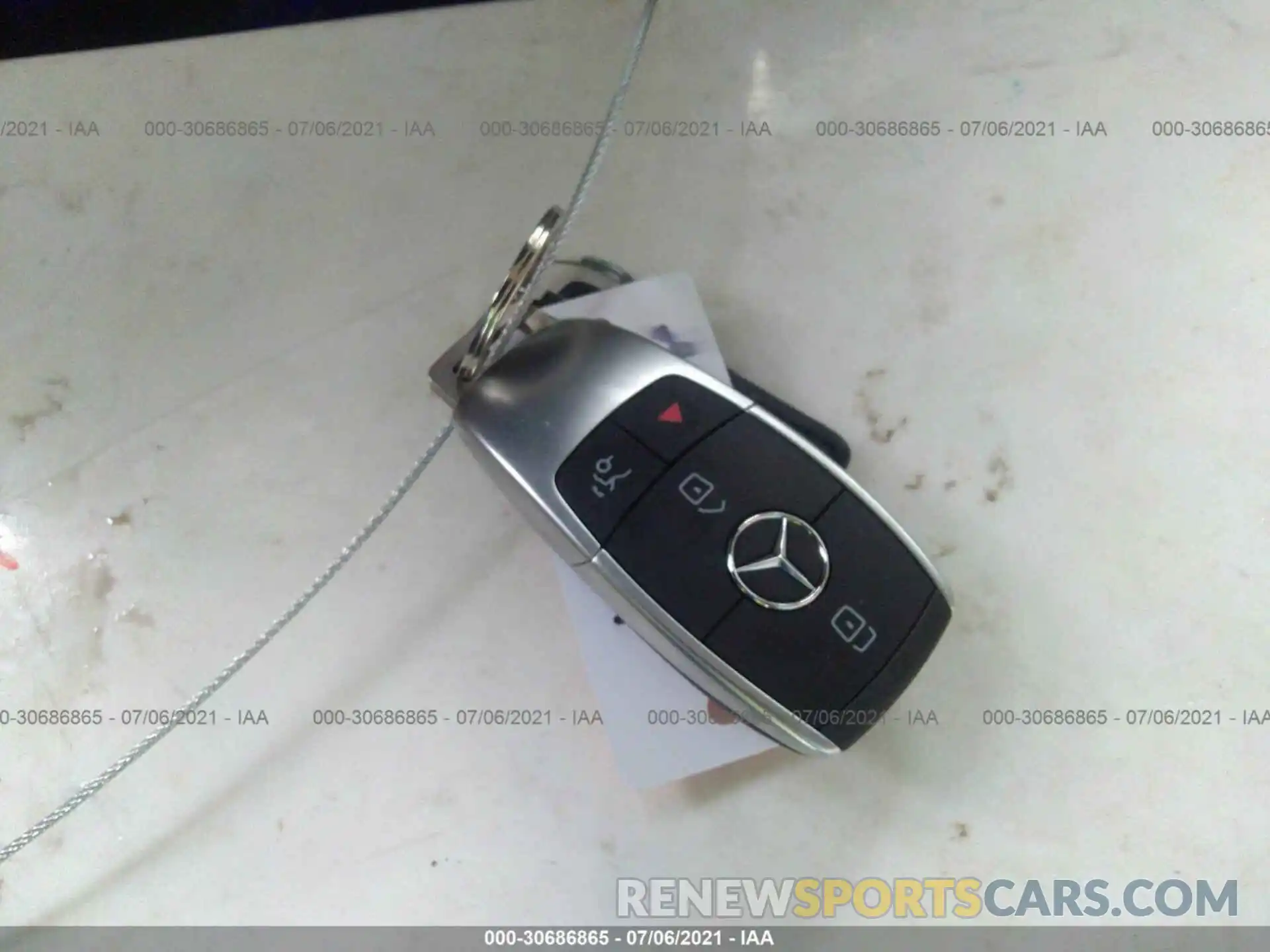 11 Photograph of a damaged car W1N0G8DB3LF798381 MERCEDES-BENZ GLC 2020