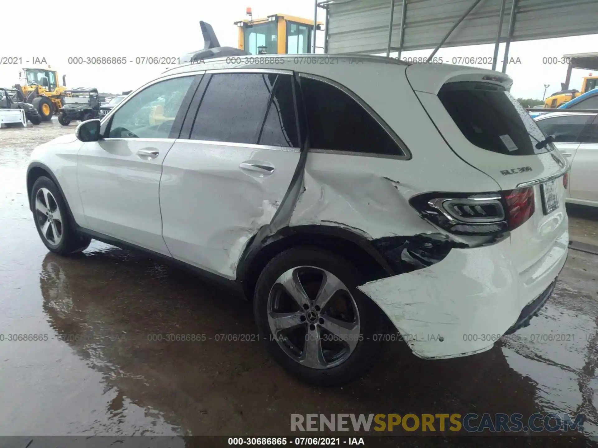 6 Photograph of a damaged car W1N0G8DB3LF798381 MERCEDES-BENZ GLC 2020