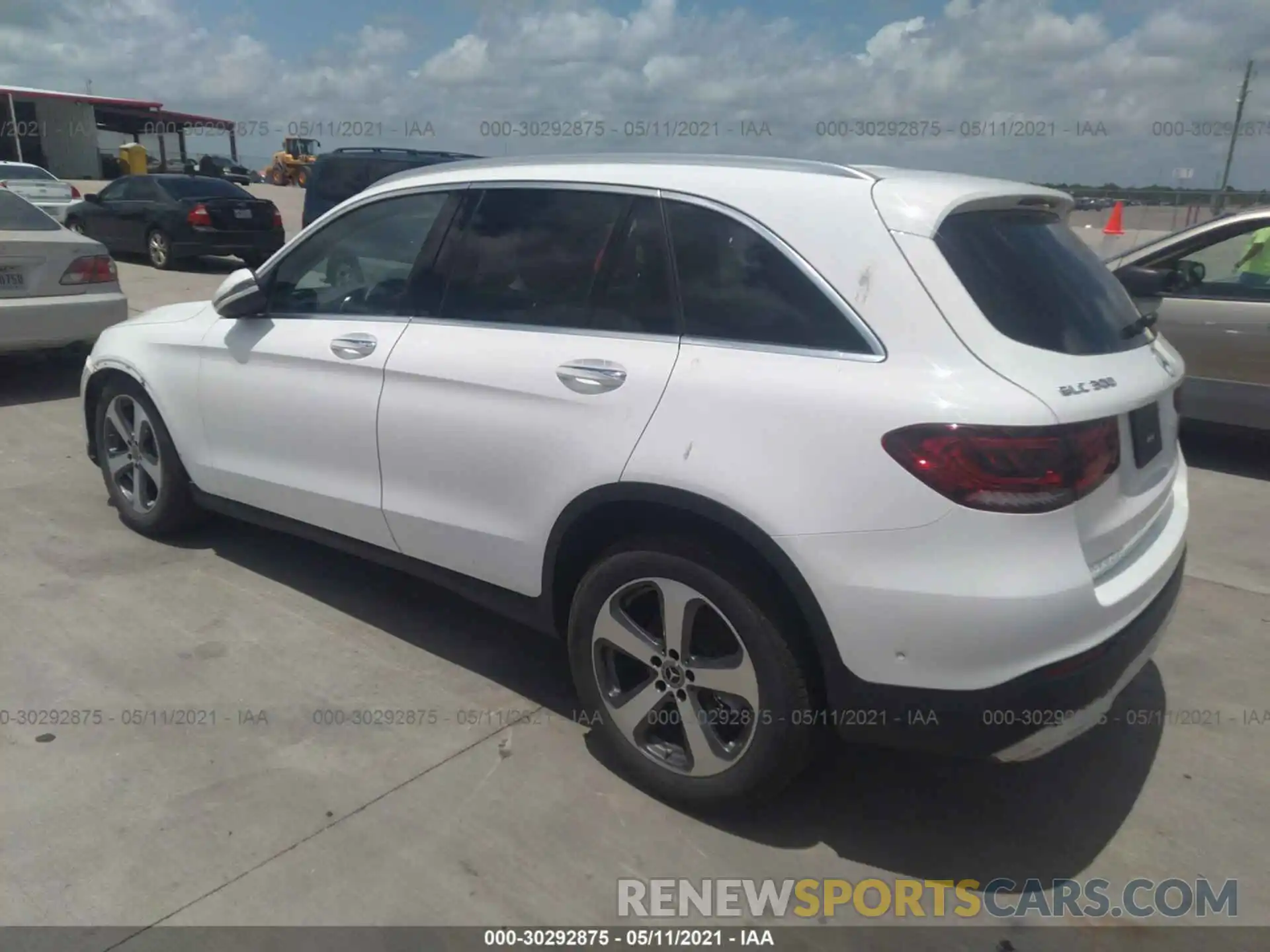 3 Photograph of a damaged car W1N0G8DB3LF838006 MERCEDES-BENZ GLC 2020