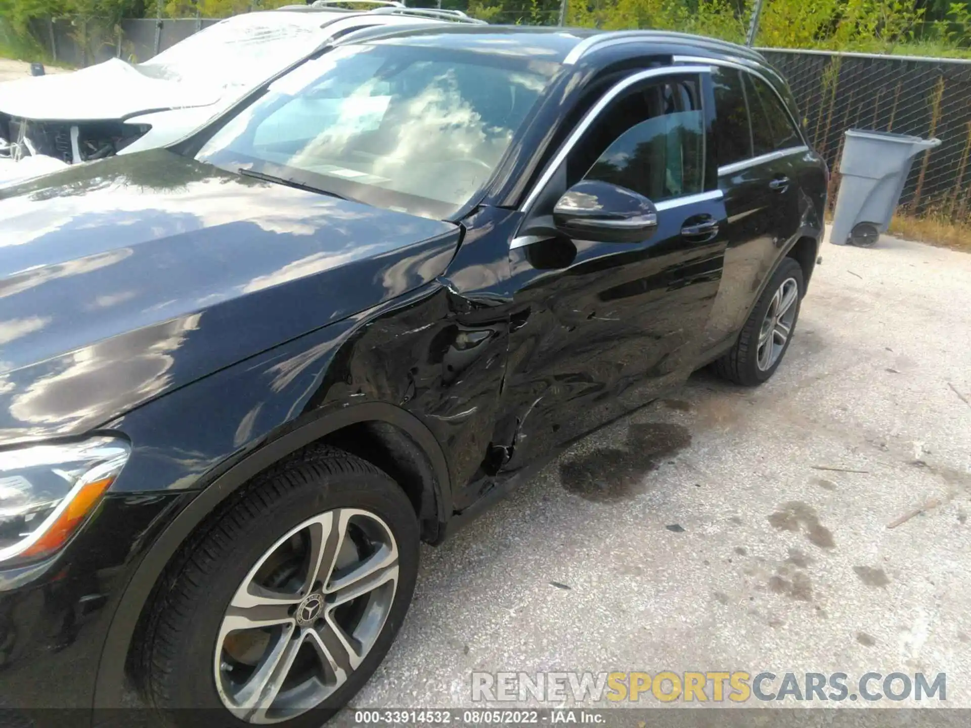 6 Photograph of a damaged car W1N0G8DB4LF761453 MERCEDES-BENZ GLC 2020