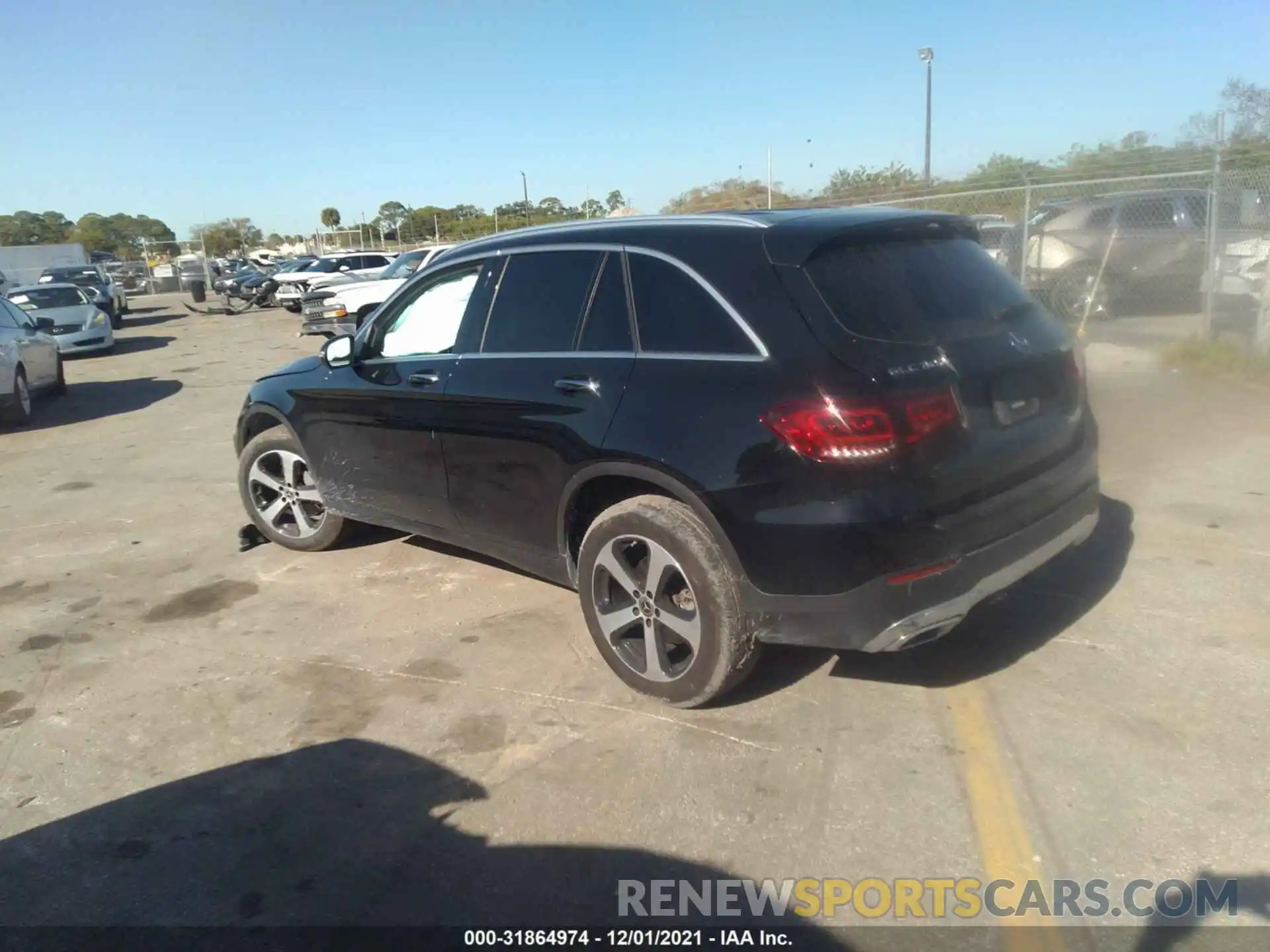 3 Photograph of a damaged car W1N0G8DB5LF785129 MERCEDES-BENZ GLC 2020