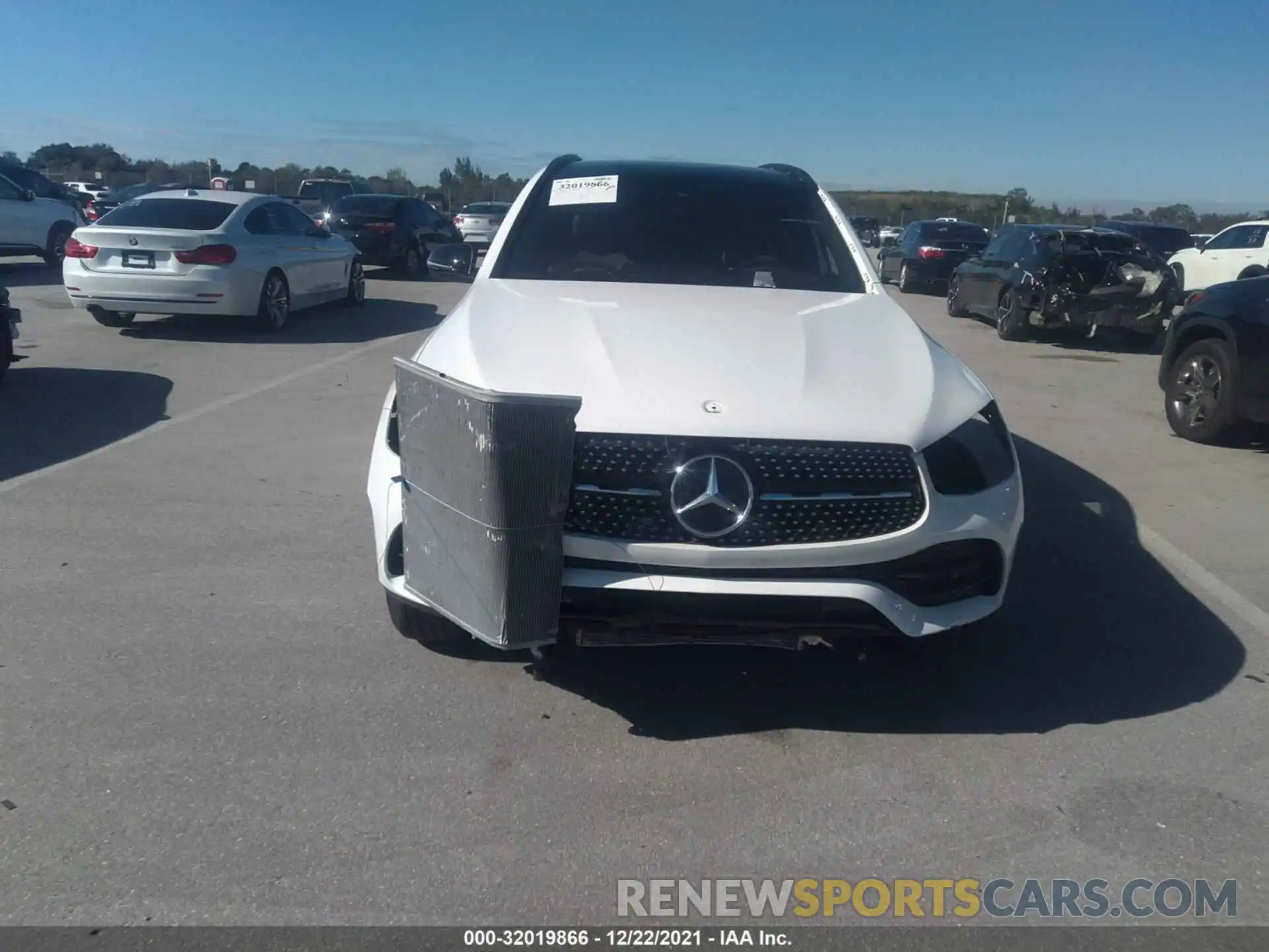 6 Photograph of a damaged car W1N0G8DB5LF791707 MERCEDES-BENZ GLC 2020