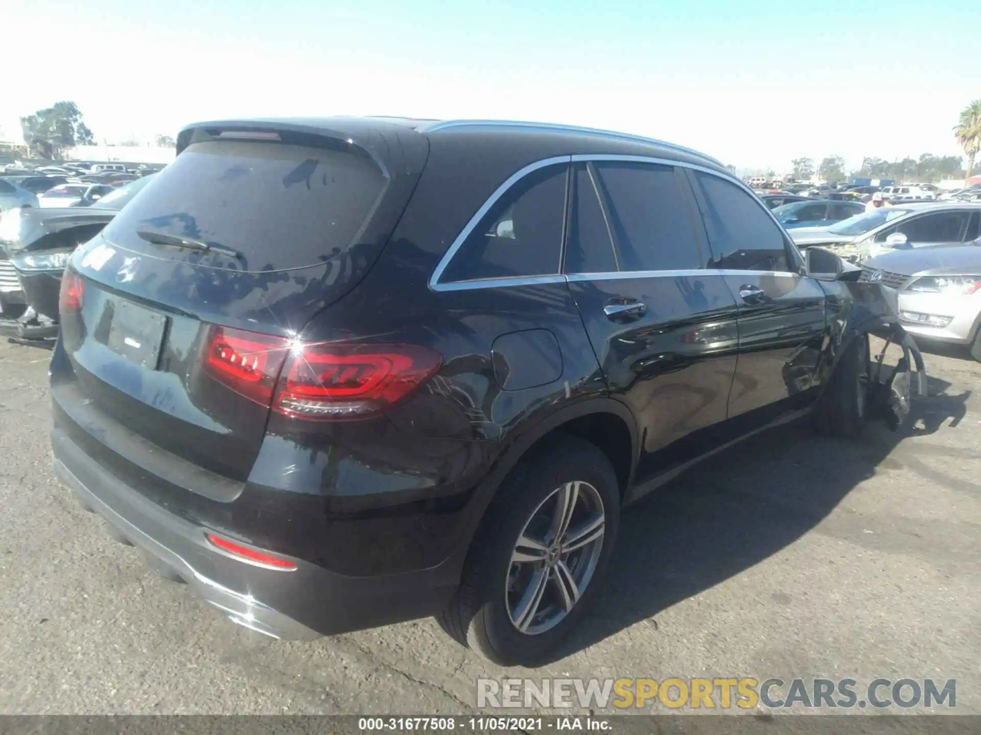 4 Photograph of a damaged car W1N0G8DB5LF793943 MERCEDES-BENZ GLC 2020