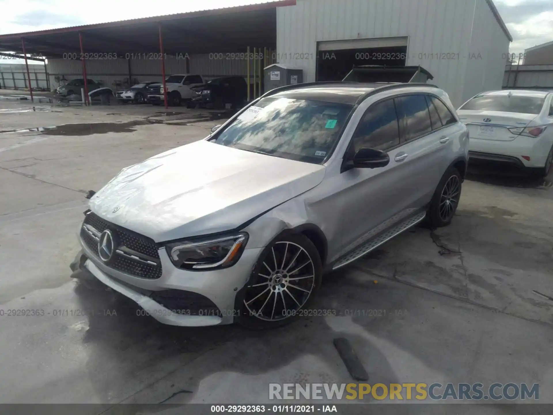 2 Photograph of a damaged car W1N0G8DB5LF842526 MERCEDES-BENZ GLC 2020