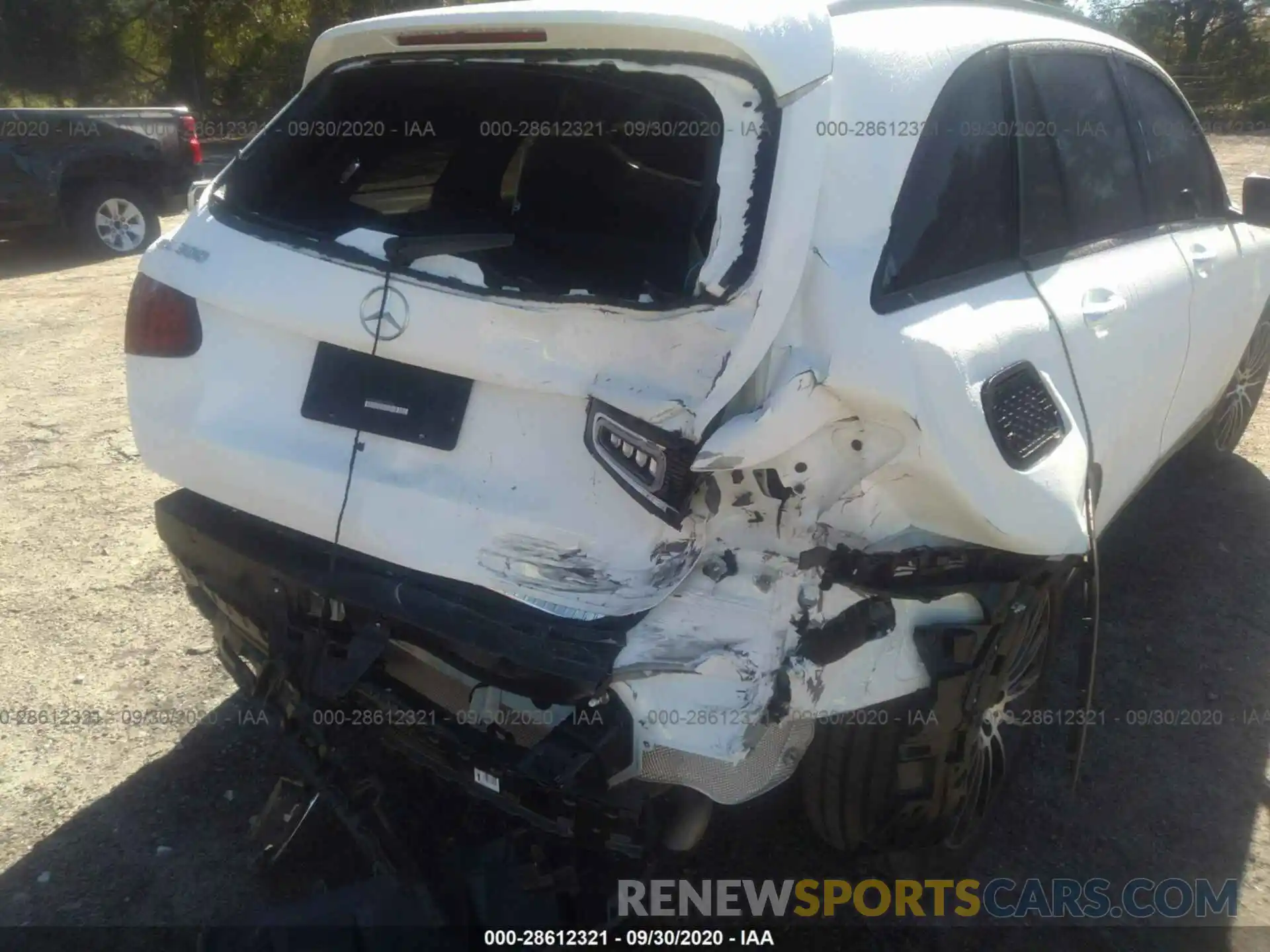 6 Фотография поврежденного автомобиля W1N0G8DB6LF803749 MERCEDES-BENZ GLC 2020