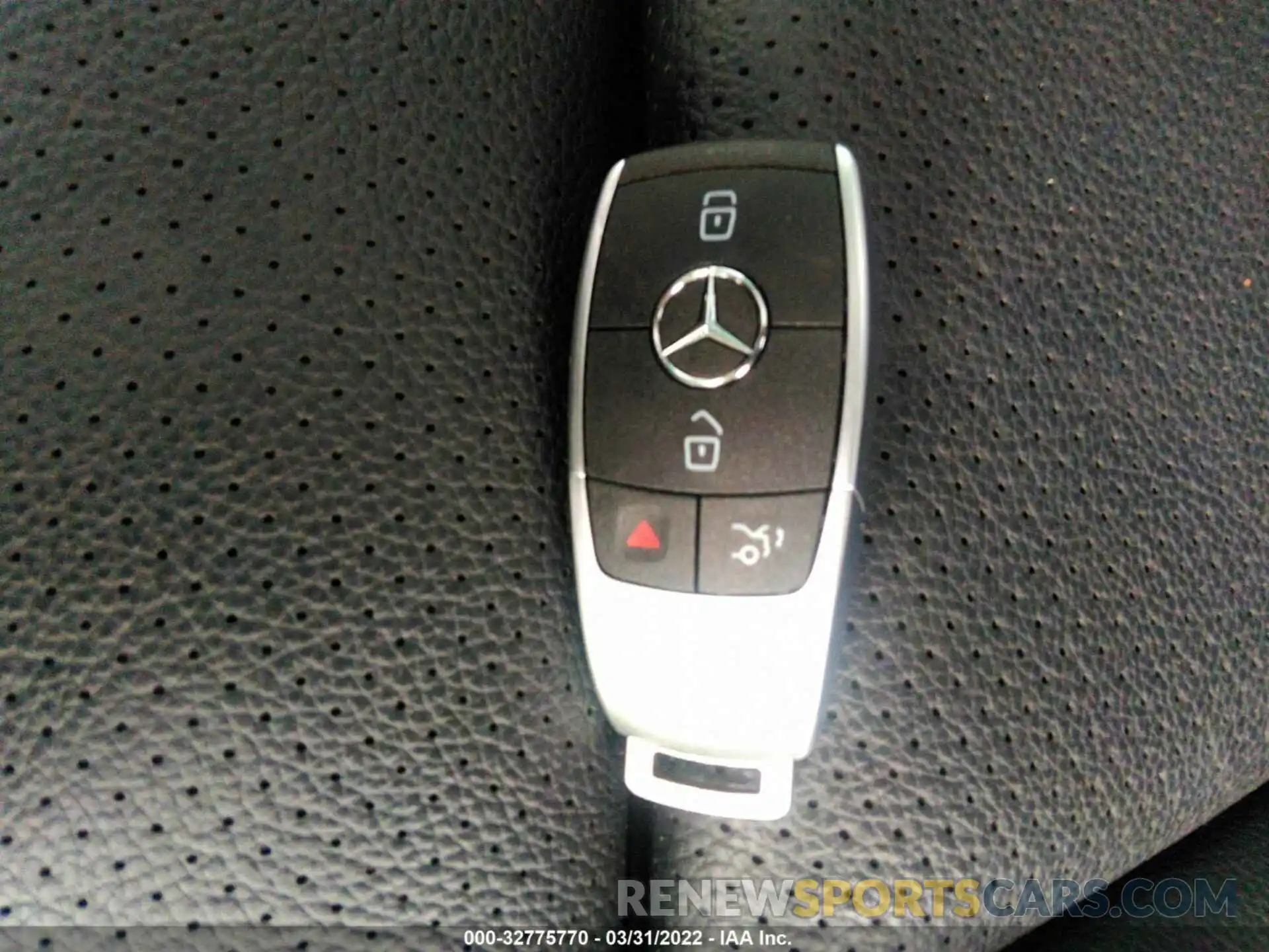 11 Photograph of a damaged car W1N0G8DB6LF833348 MERCEDES-BENZ GLC 2020