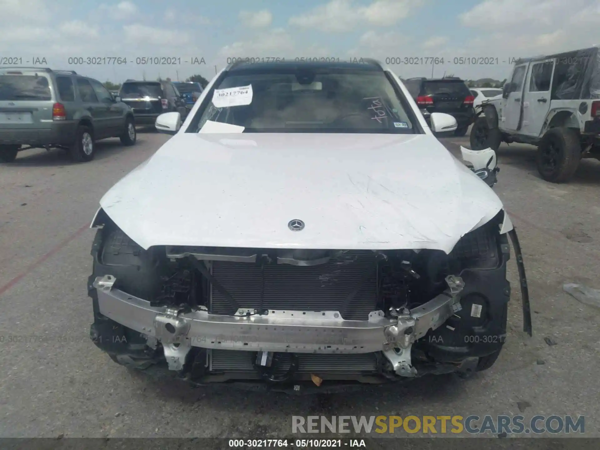 6 Photograph of a damaged car W1N0G8DB7LF773547 MERCEDES-BENZ GLC 2020