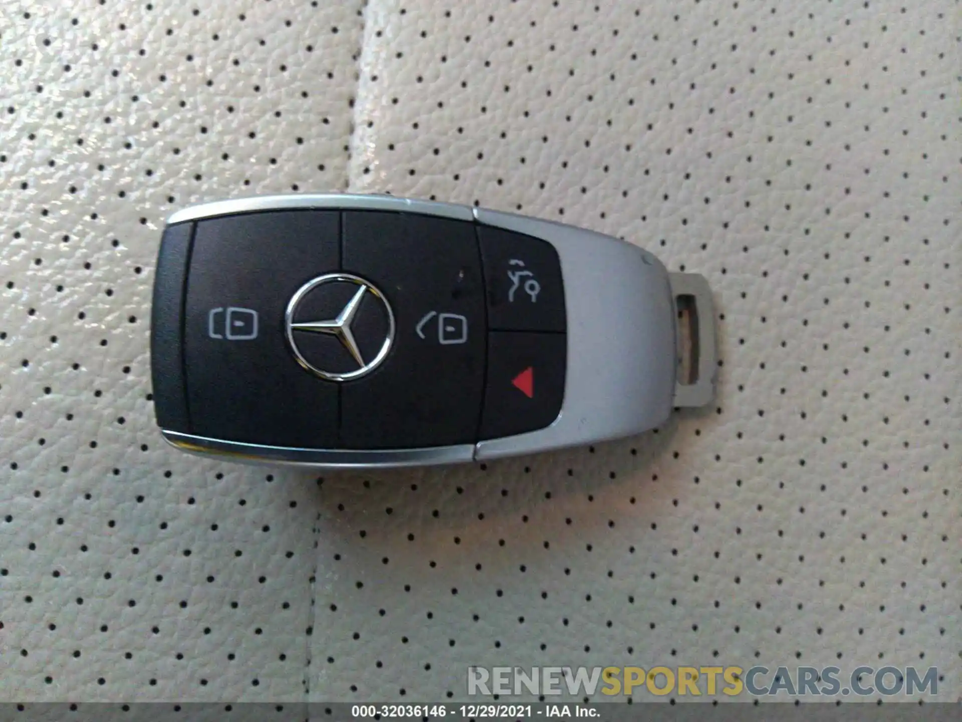 11 Фотография поврежденного автомобиля W1N0G8DB7LF820527 MERCEDES-BENZ GLC 2020