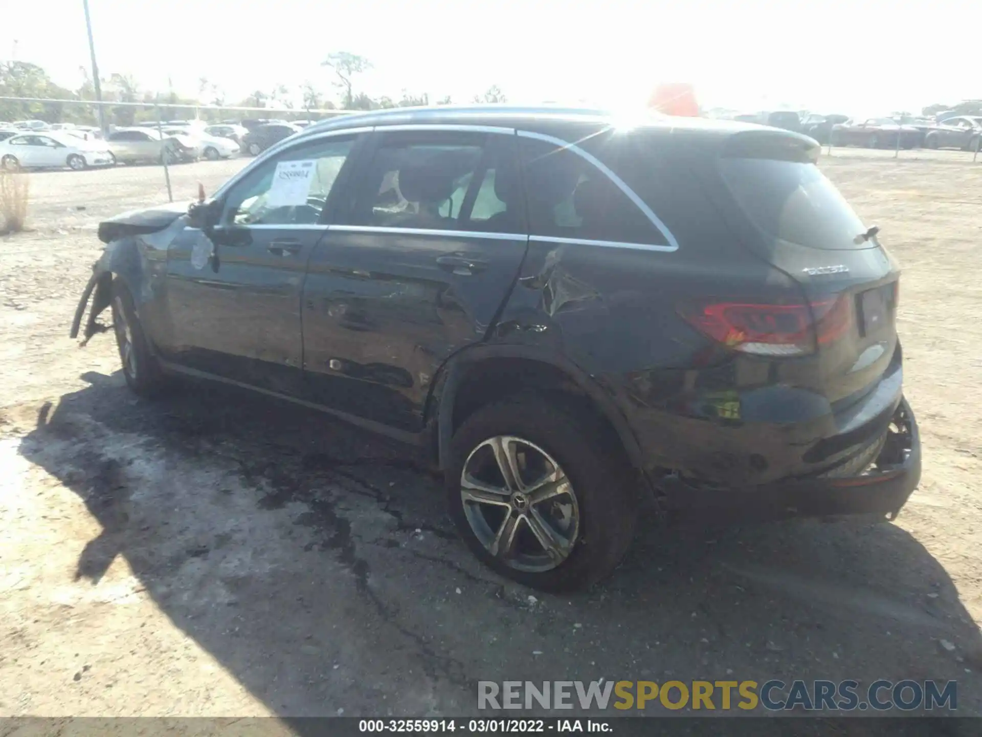 3 Photograph of a damaged car W1N0G8DB9LF764171 MERCEDES-BENZ GLC 2020