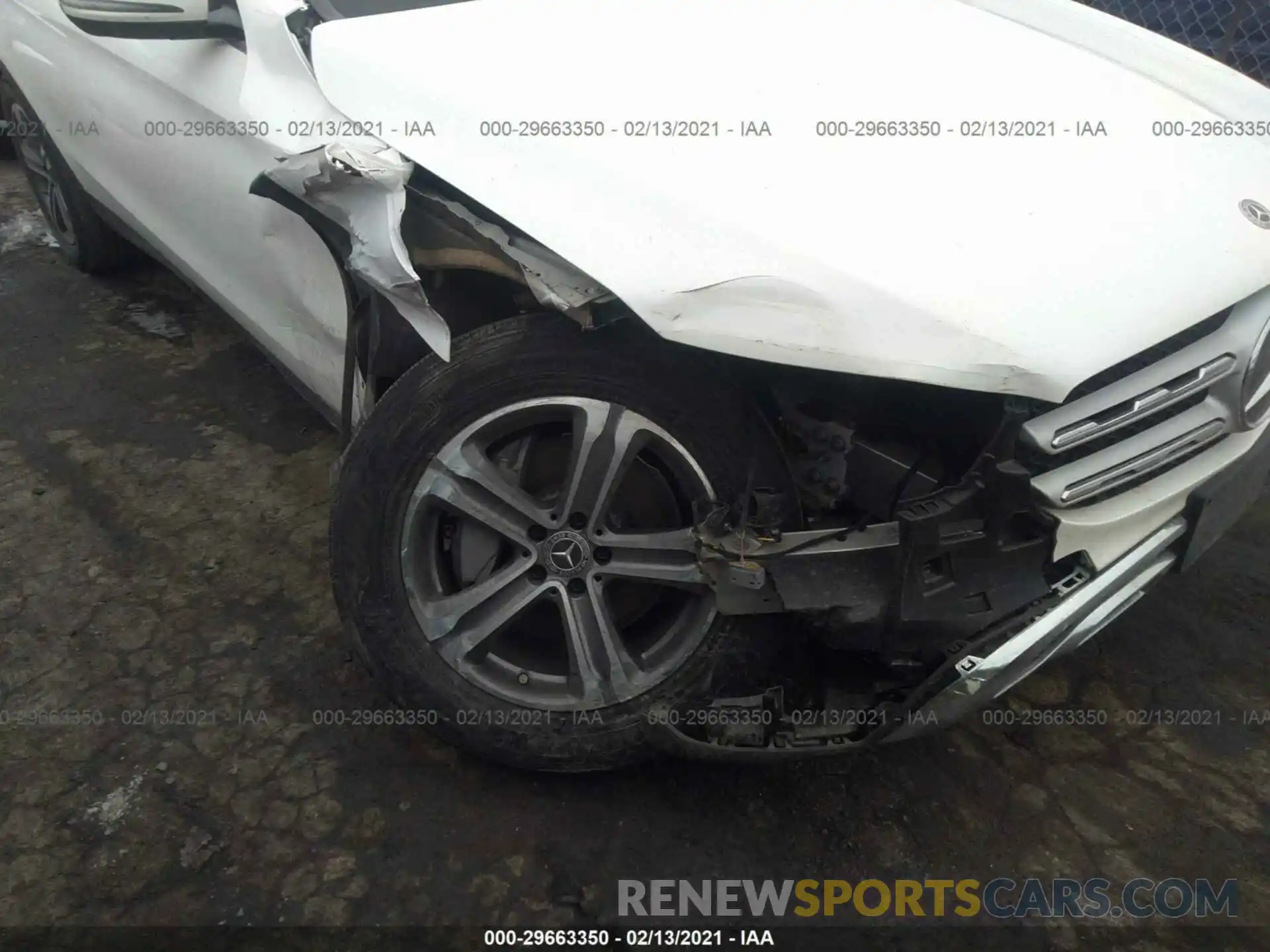 6 Photograph of a damaged car W1N0G8DB9LF772402 MERCEDES-BENZ GLC 2020