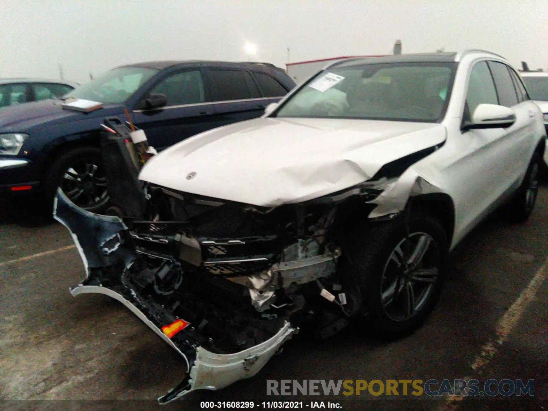 2 Photograph of a damaged car W1N0G8DB9LF812249 MERCEDES-BENZ GLC 2020