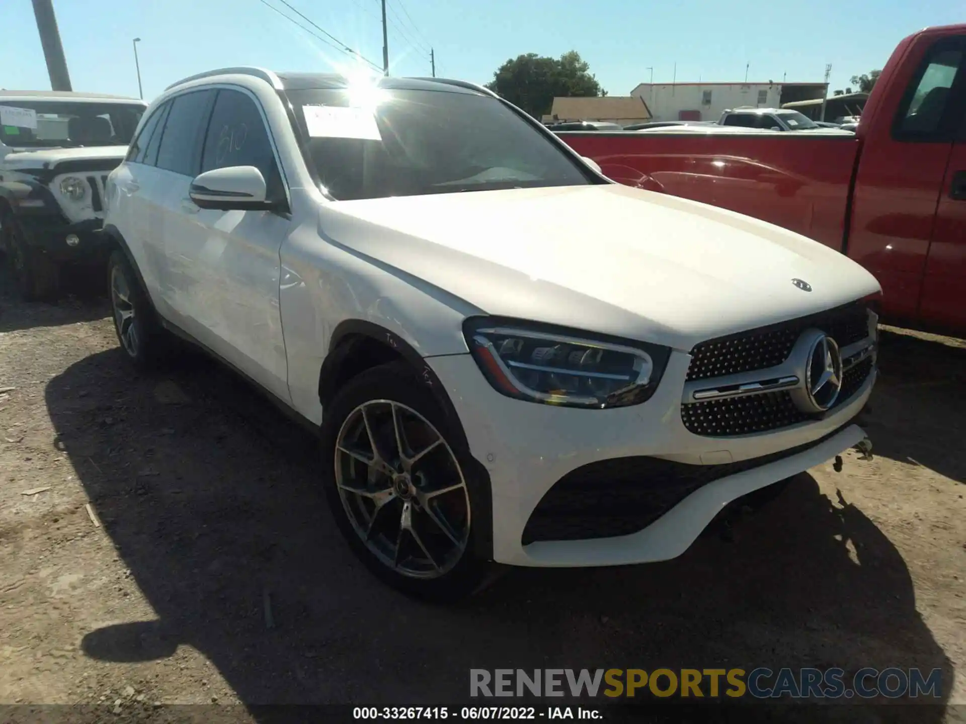 1 Фотография поврежденного автомобиля W1N0G8DBXLF855272 MERCEDES-BENZ GLC 2020