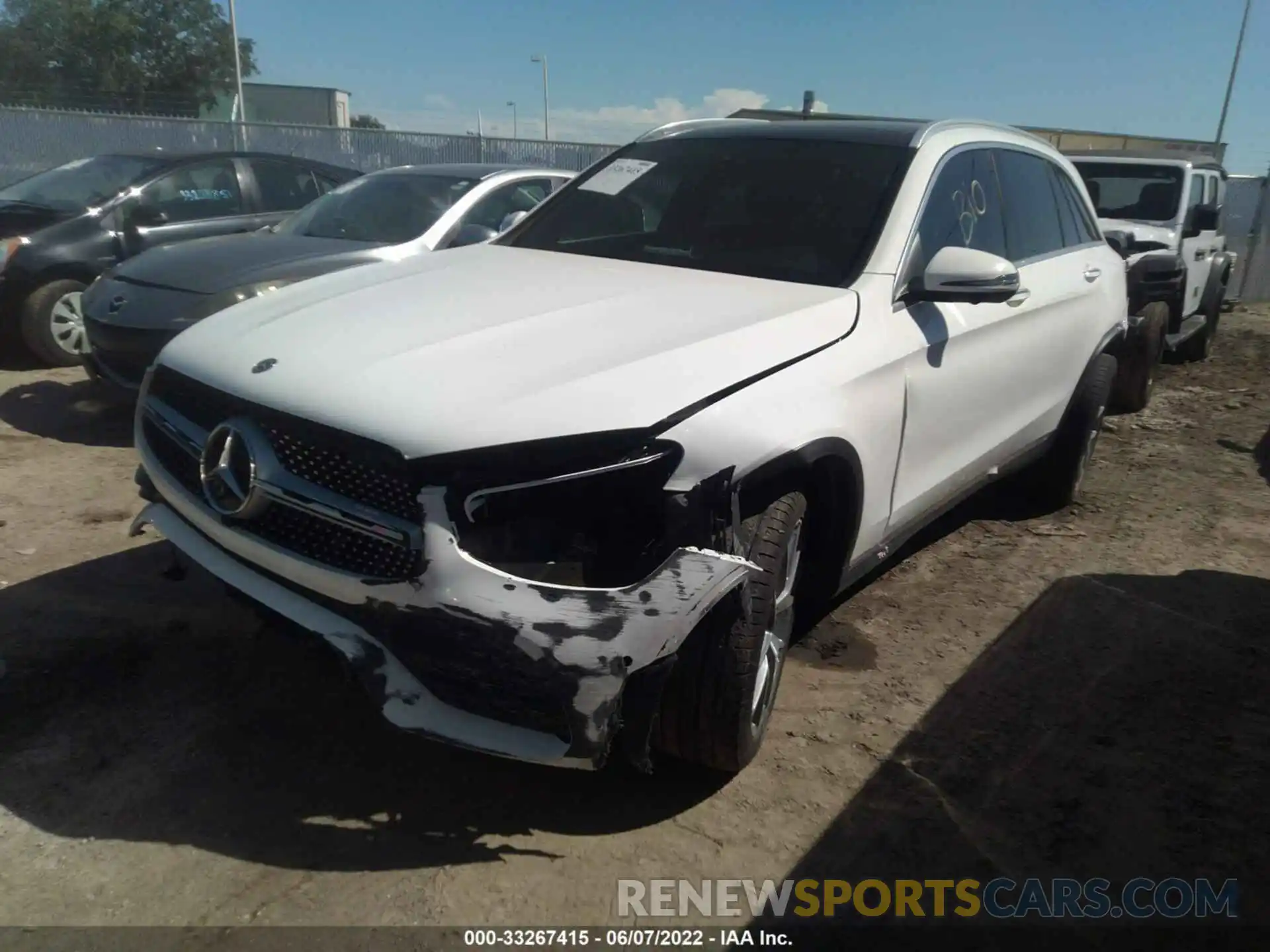 2 Photograph of a damaged car W1N0G8DBXLF855272 MERCEDES-BENZ GLC 2020