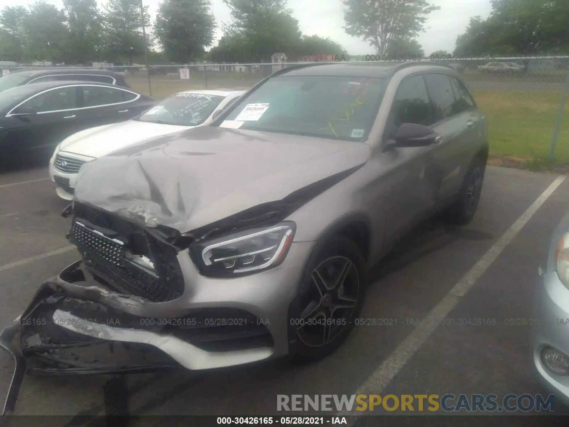 2 Photograph of a damaged car W1N0G8EB0LF757785 MERCEDES-BENZ GLC 2020