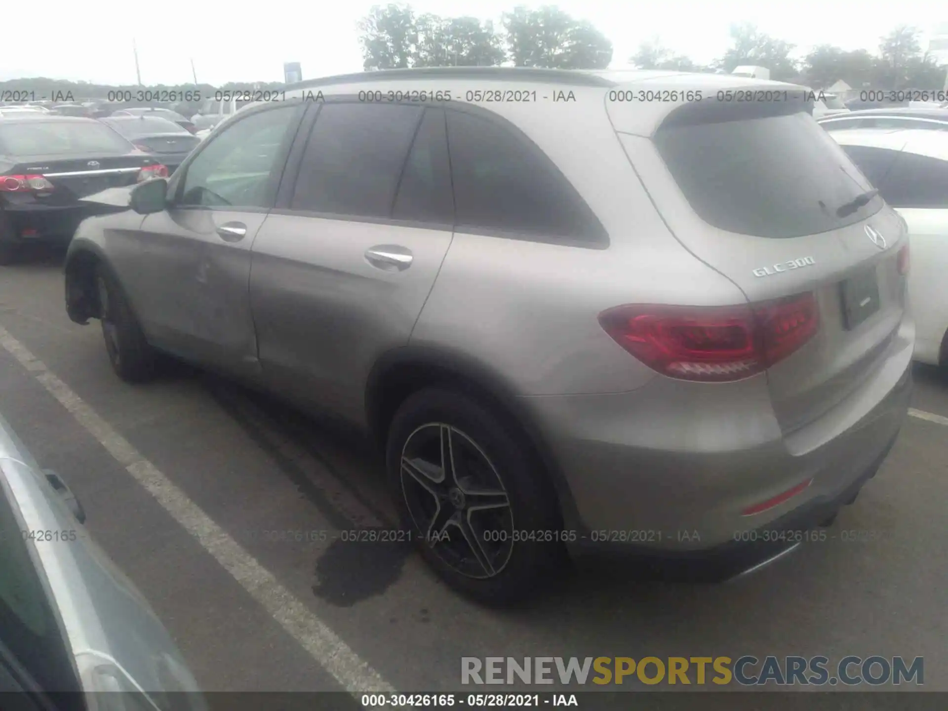 3 Photograph of a damaged car W1N0G8EB0LF757785 MERCEDES-BENZ GLC 2020