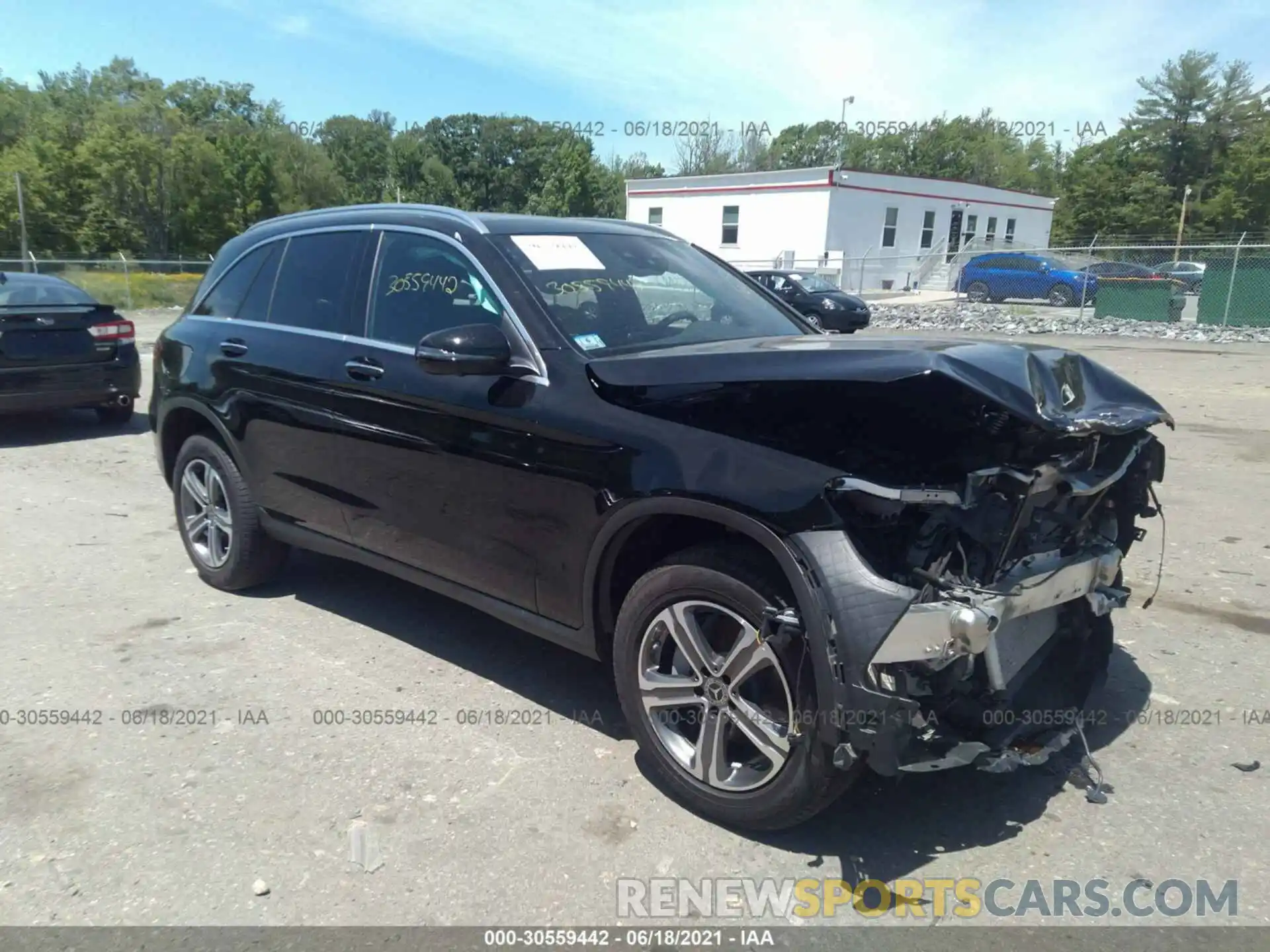 1 Photograph of a damaged car W1N0G8EB0LF804829 MERCEDES-BENZ GLC 2020