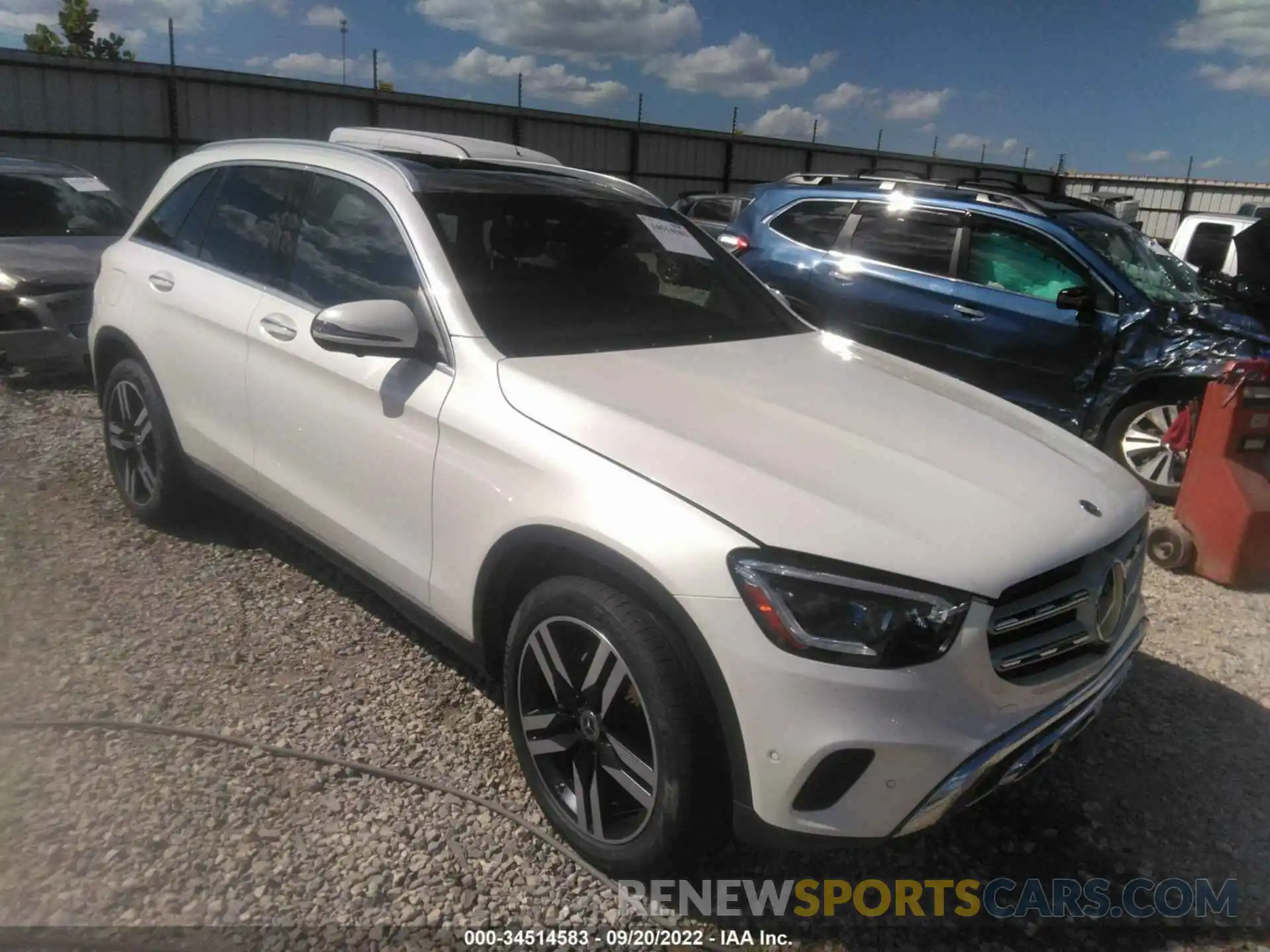 1 Photograph of a damaged car W1N0G8EB0LF820545 MERCEDES-BENZ GLC 2020