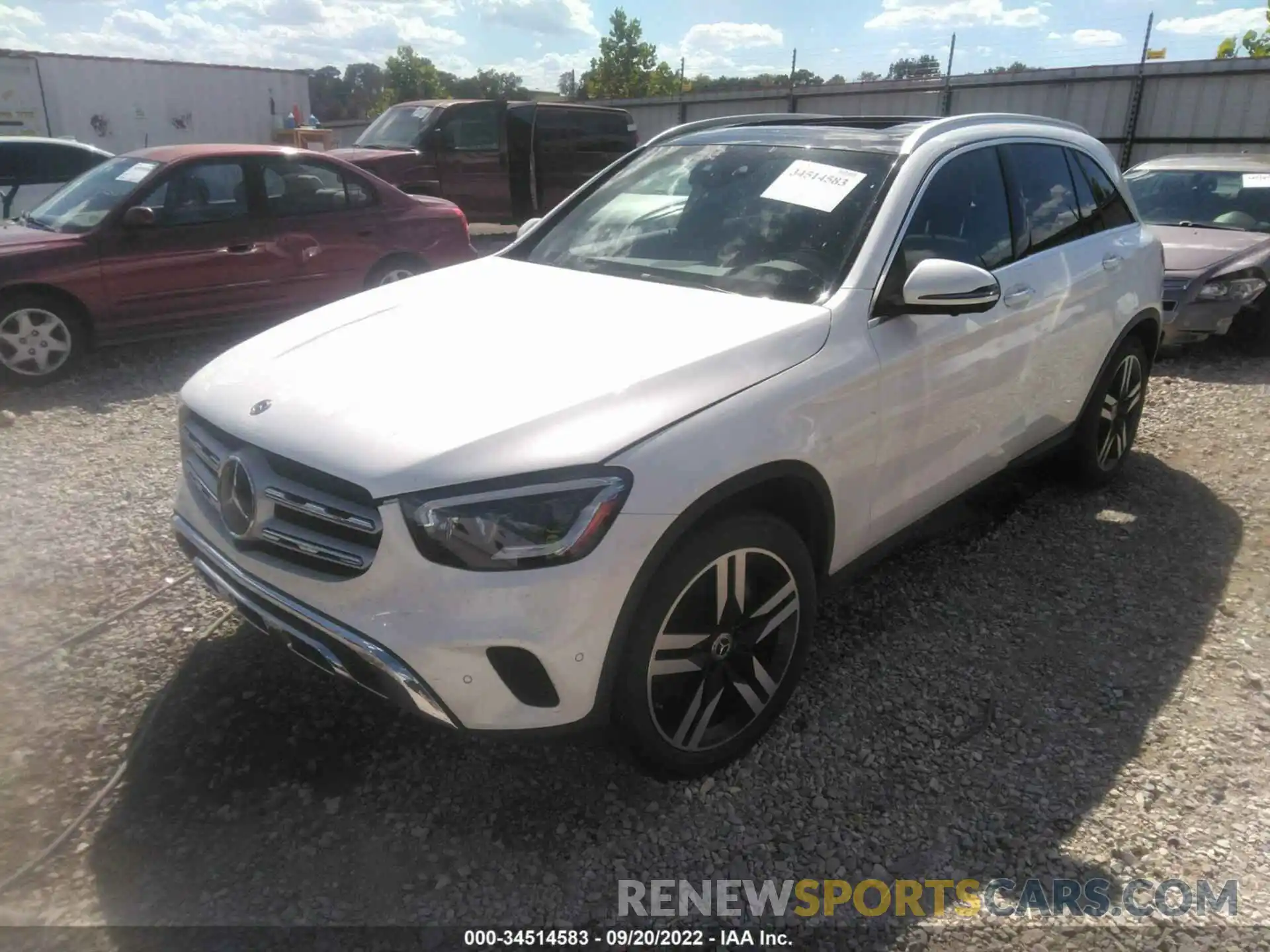 2 Photograph of a damaged car W1N0G8EB0LF820545 MERCEDES-BENZ GLC 2020