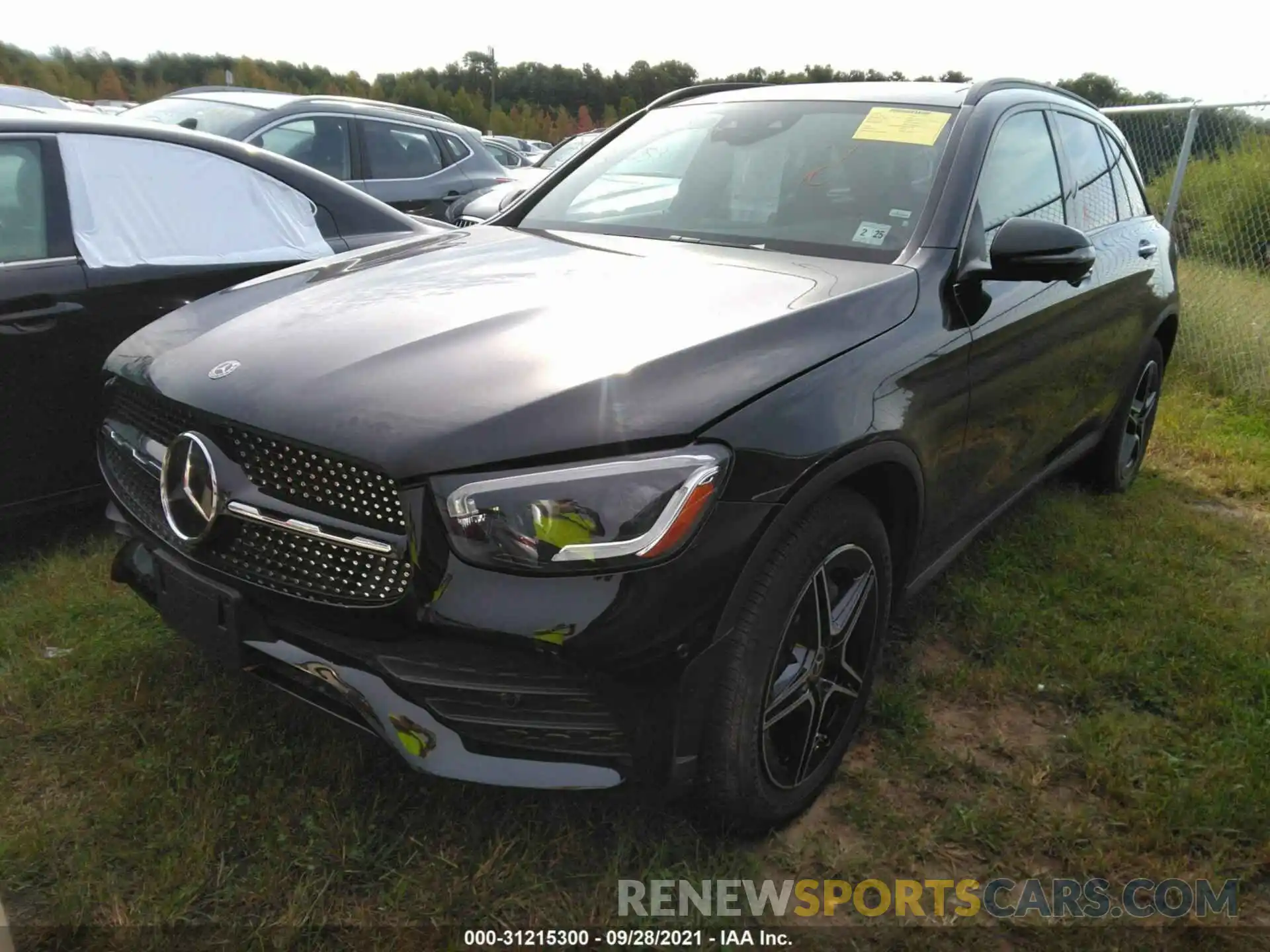 2 Photograph of a damaged car W1N0G8EB1LF793260 MERCEDES-BENZ GLC 2020