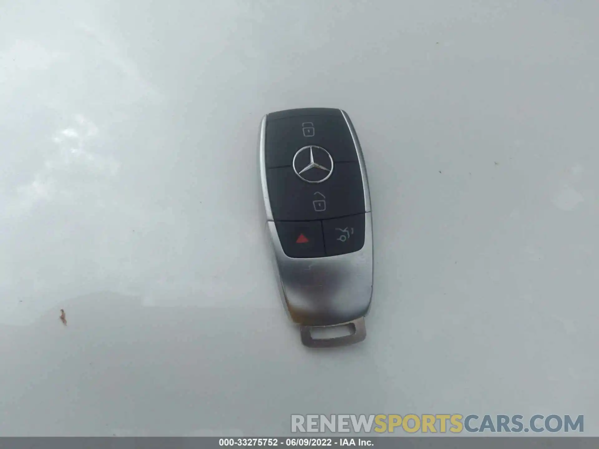 11 Photograph of a damaged car W1N0G8EB1LF804211 MERCEDES-BENZ GLC 2020