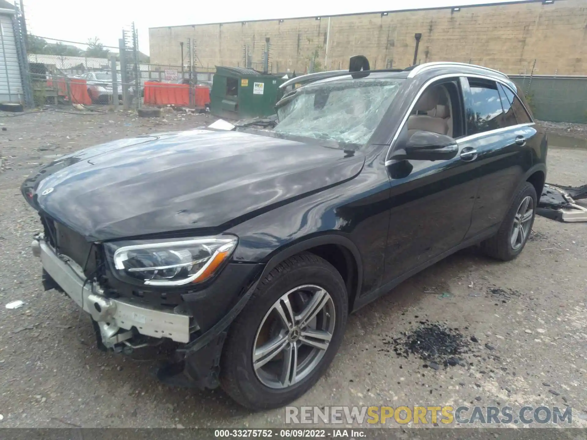 2 Photograph of a damaged car W1N0G8EB1LF804211 MERCEDES-BENZ GLC 2020