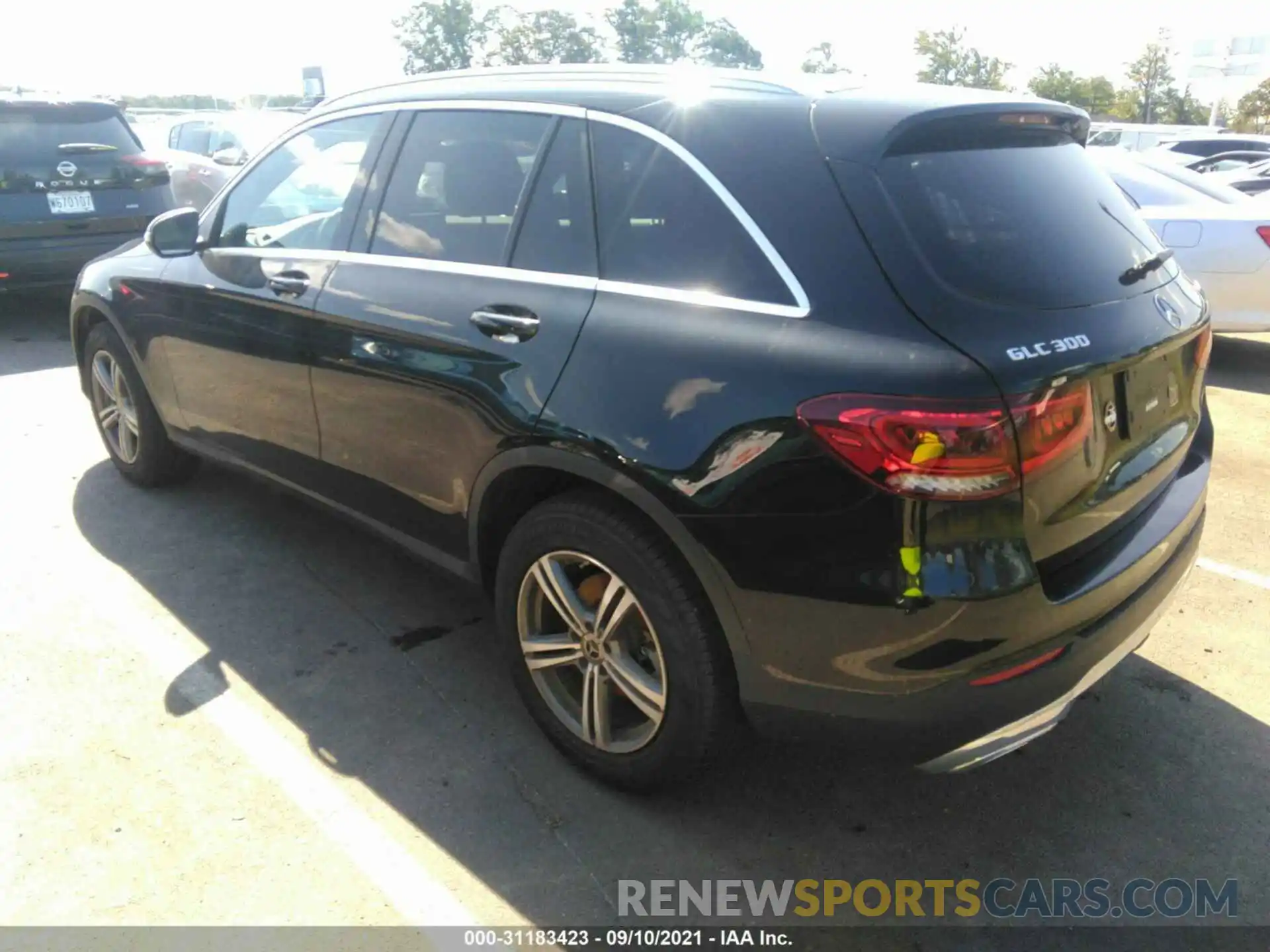 3 Photograph of a damaged car W1N0G8EB1LF822918 MERCEDES-BENZ GLC 2020