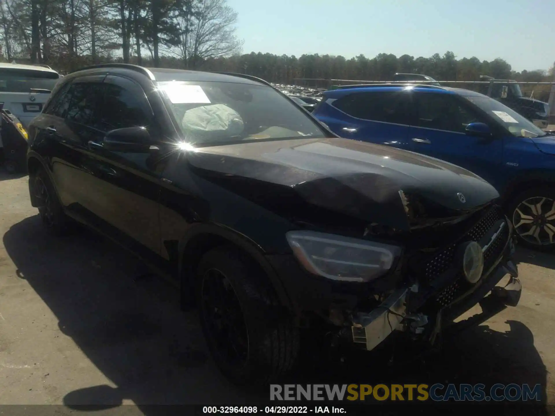 1 Photograph of a damaged car W1N0G8EB2LF774653 MERCEDES-BENZ GLC 2020