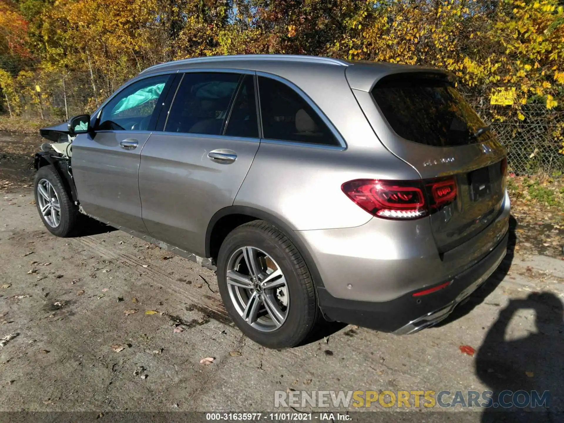 3 Фотография поврежденного автомобиля W1N0G8EB2LF818778 MERCEDES-BENZ GLC 2020