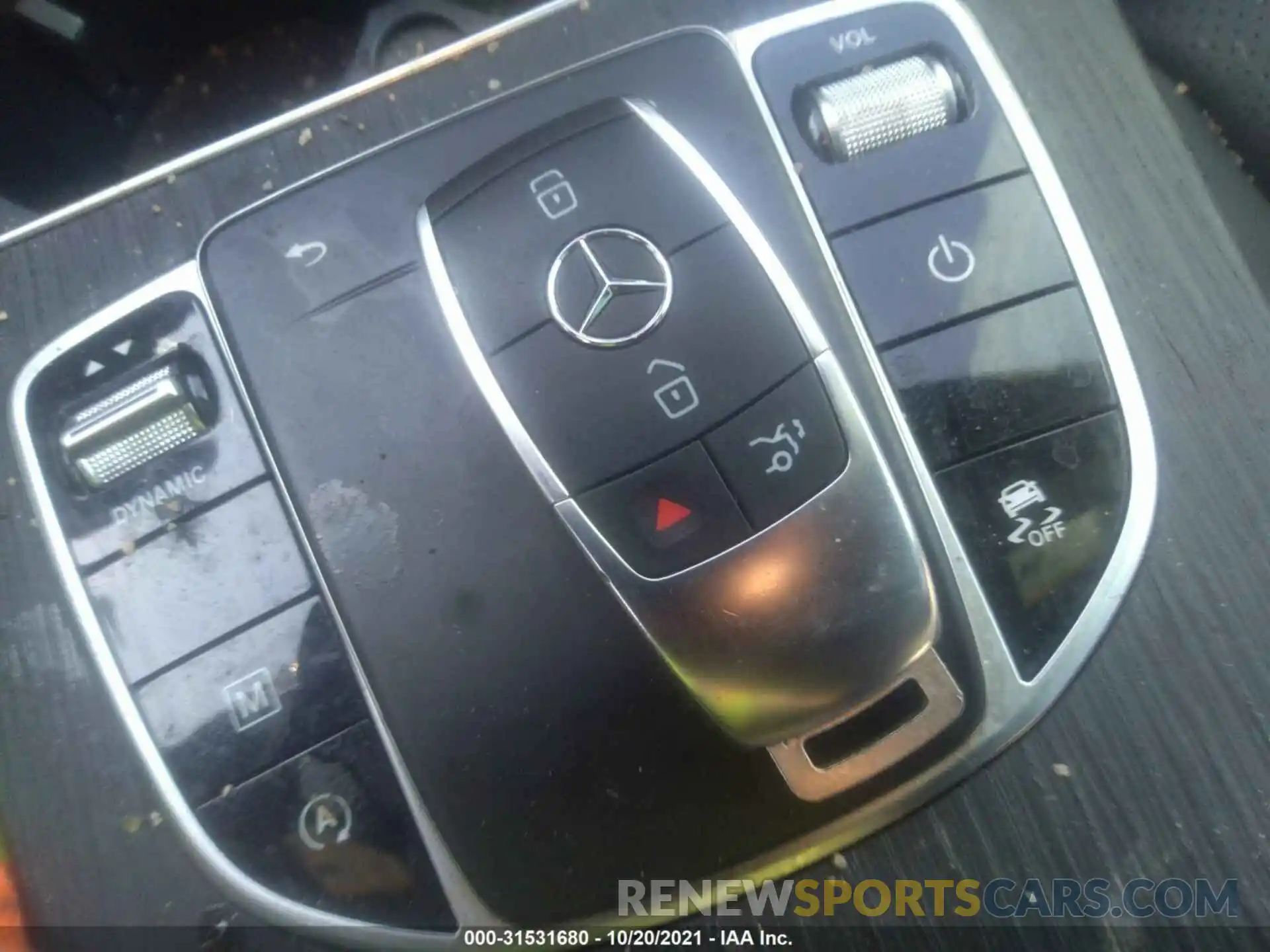 11 Photograph of a damaged car W1N0G8EB3LF817686 MERCEDES-BENZ GLC 2020