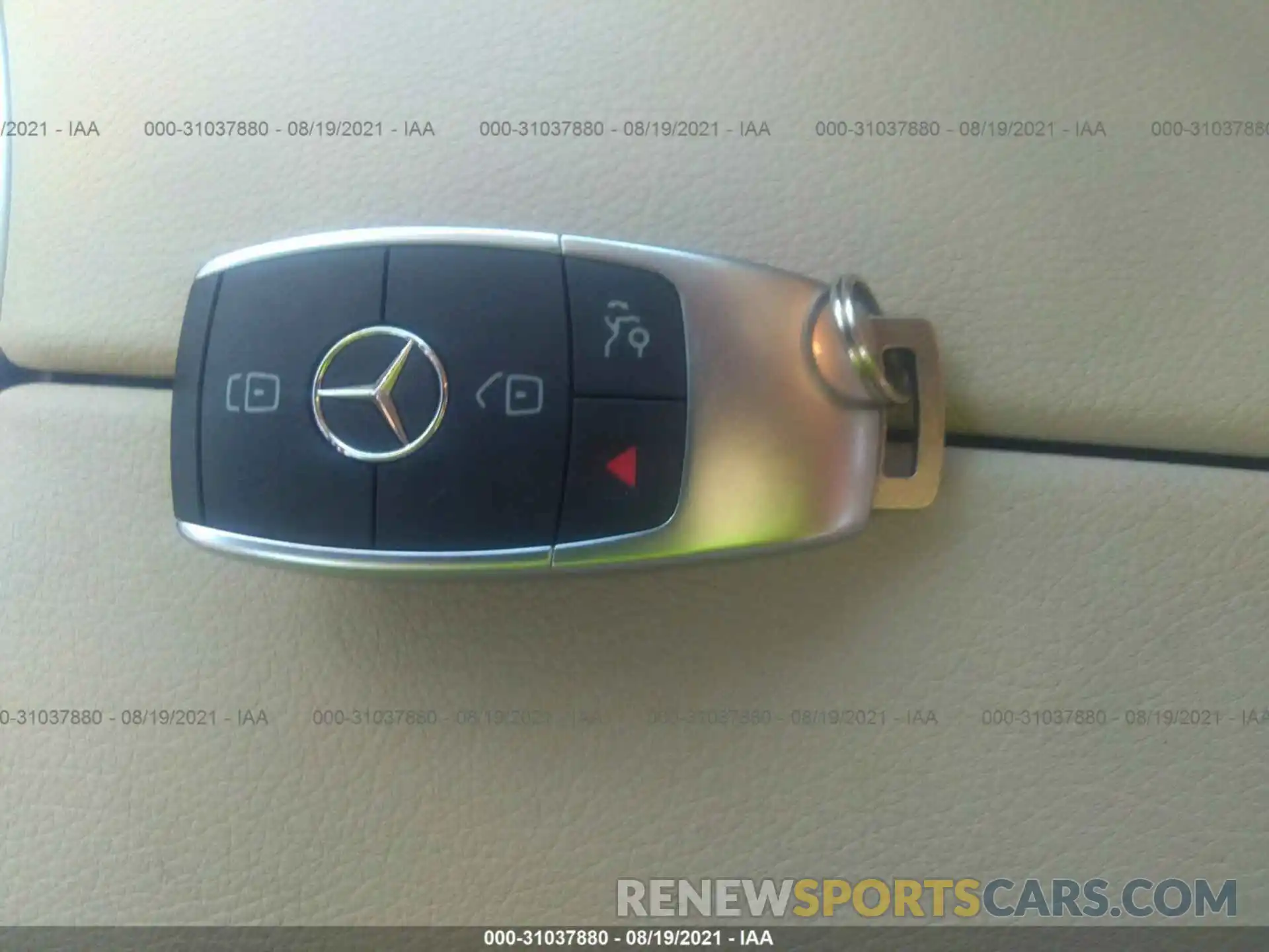 11 Photograph of a damaged car W1N0G8EB4LF758759 MERCEDES-BENZ GLC 2020