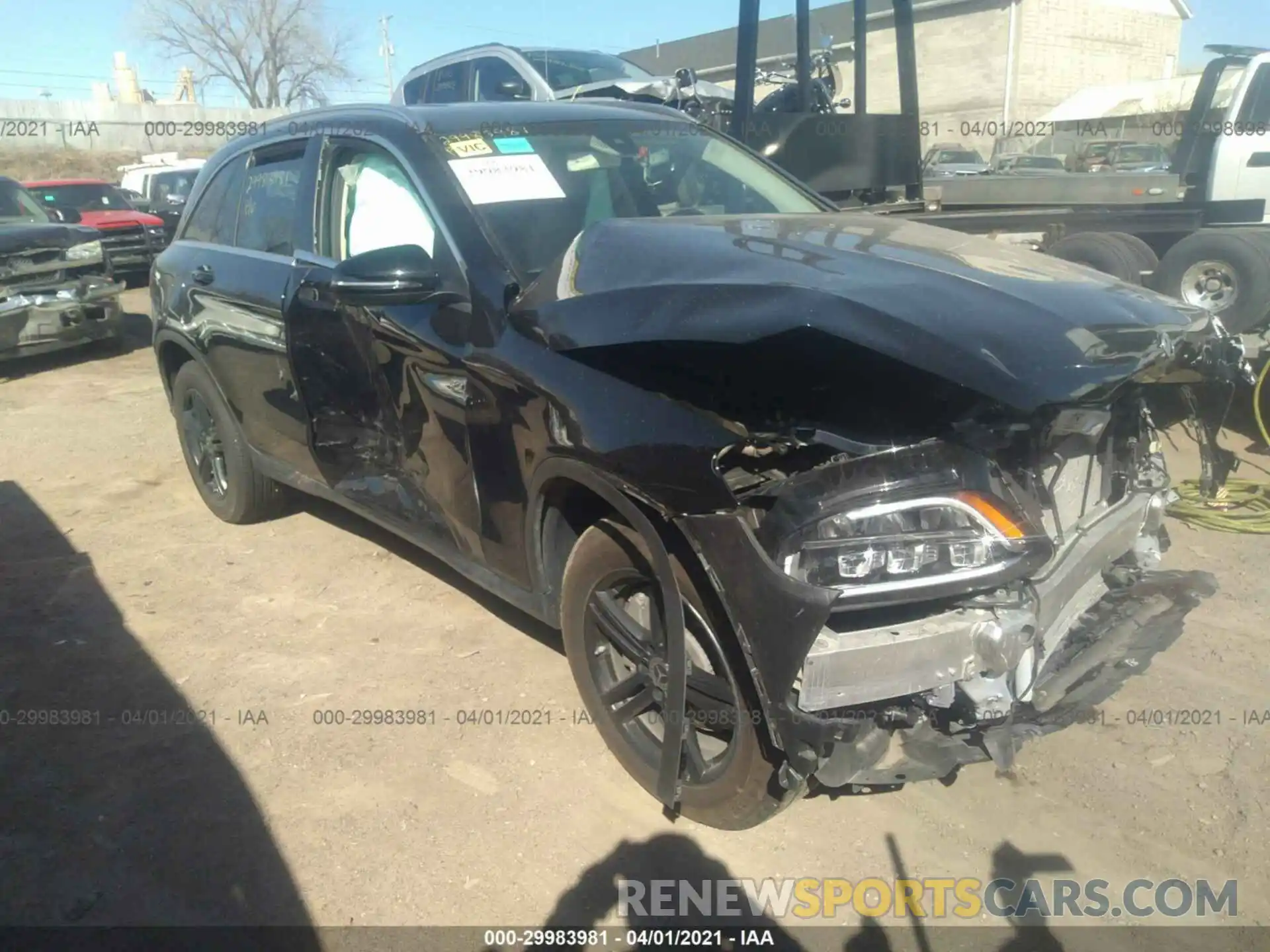 1 Photograph of a damaged car W1N0G8EB4LF779840 MERCEDES-BENZ GLC 2020