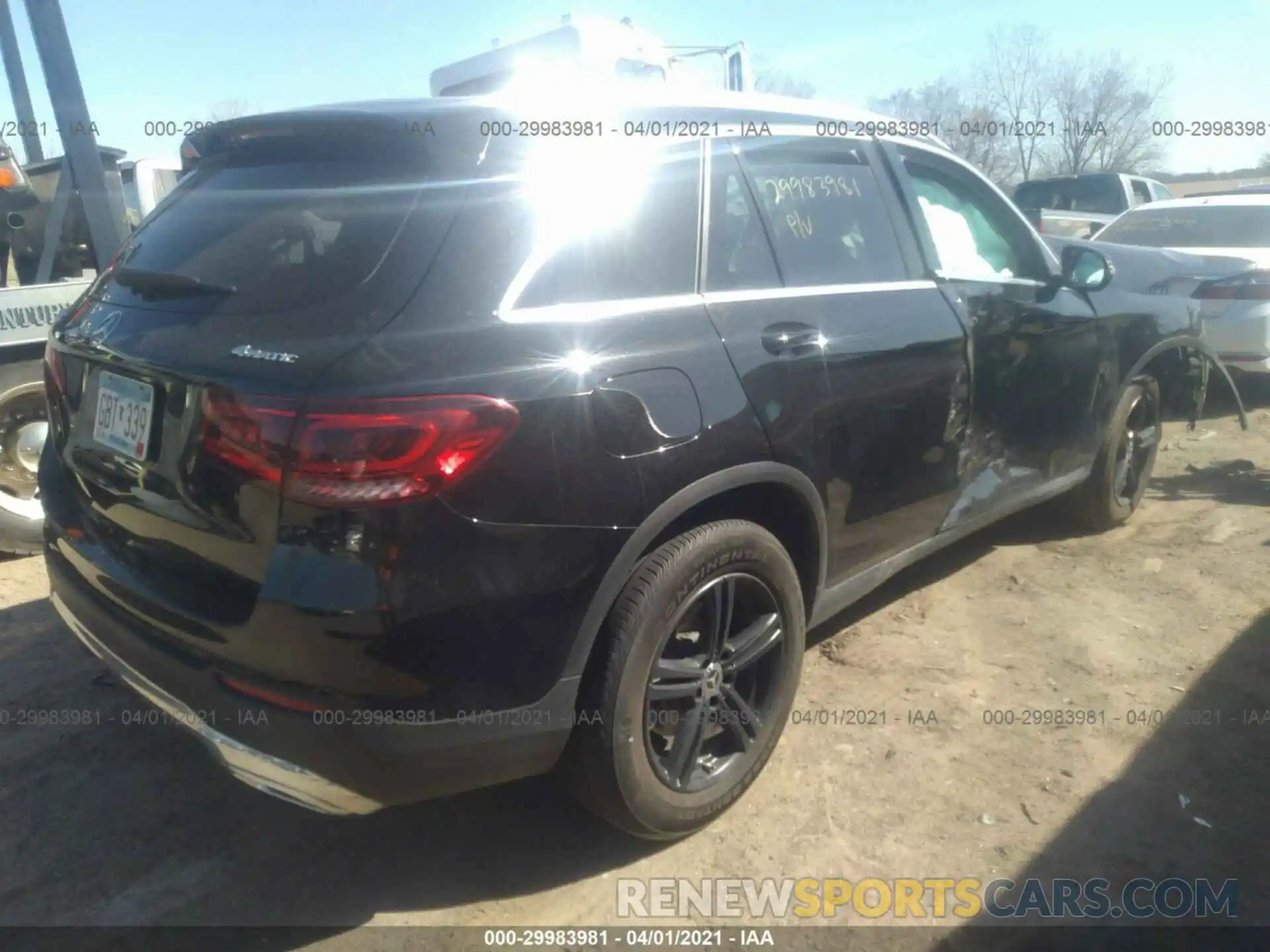 4 Photograph of a damaged car W1N0G8EB4LF779840 MERCEDES-BENZ GLC 2020