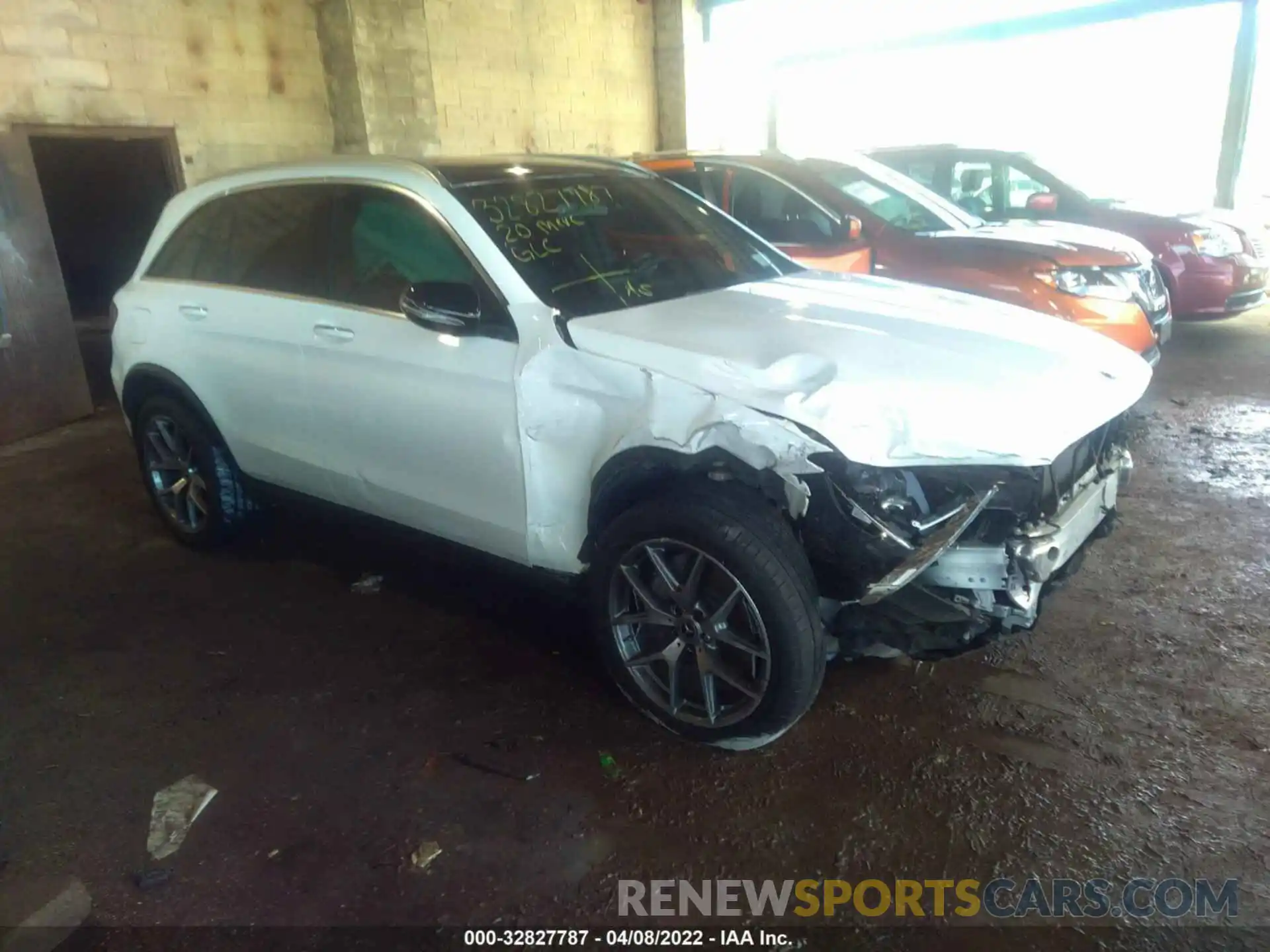 1 Photograph of a damaged car W1N0G8EB4LF816367 MERCEDES-BENZ GLC 2020