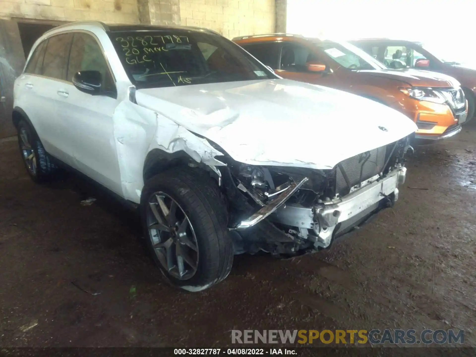 6 Photograph of a damaged car W1N0G8EB4LF816367 MERCEDES-BENZ GLC 2020