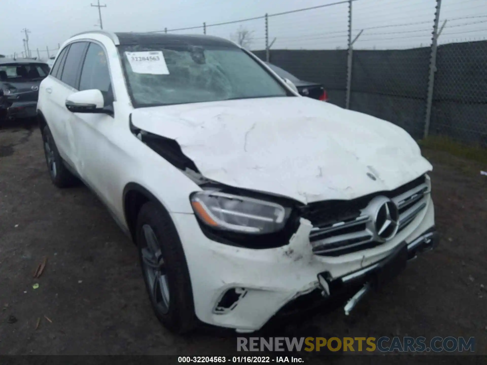 1 Photograph of a damaged car W1N0G8EB5LF862659 MERCEDES-BENZ GLC 2020