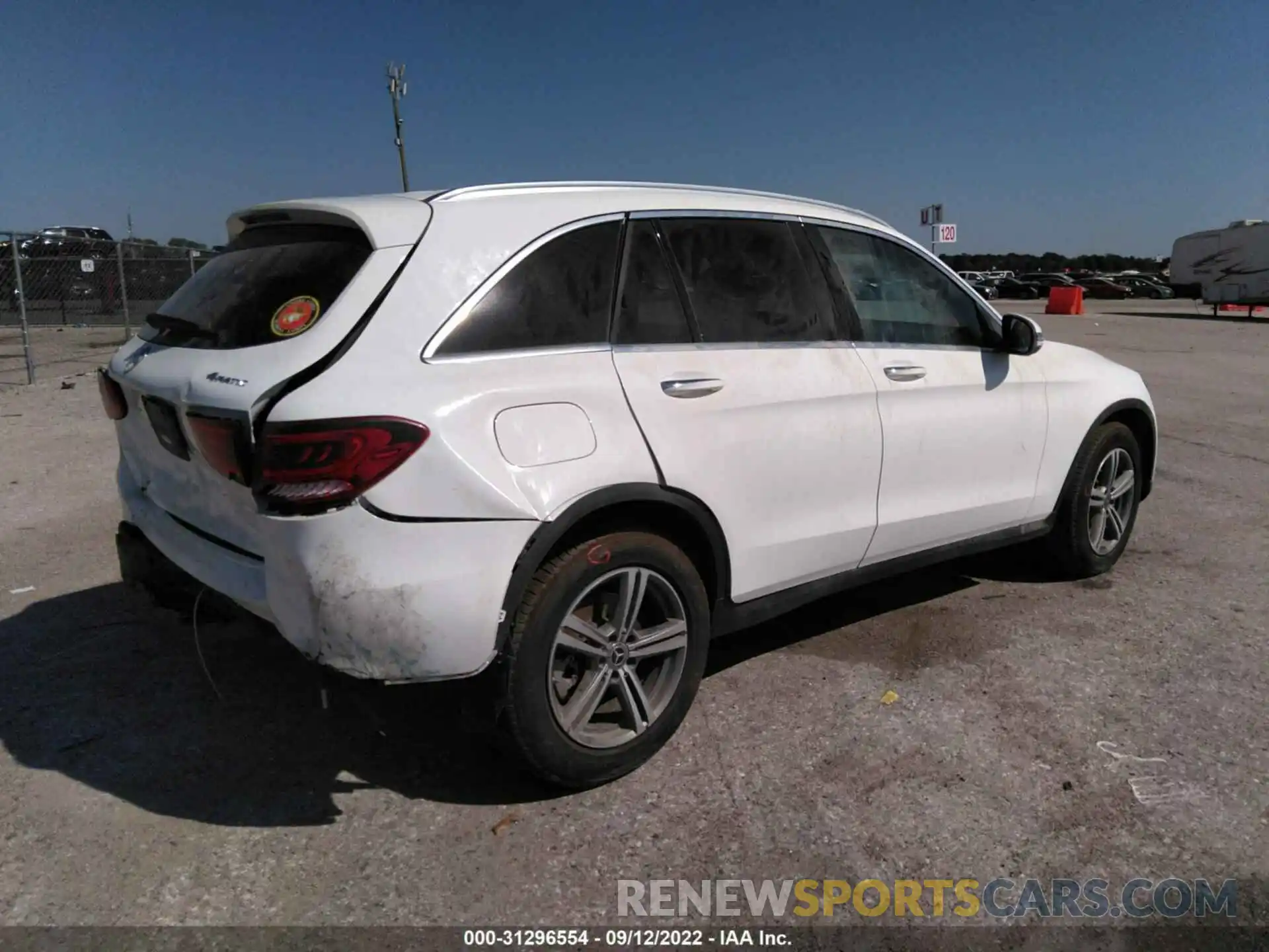 4 Фотография поврежденного автомобиля W1N0G8EB5LF862838 MERCEDES-BENZ GLC 2020