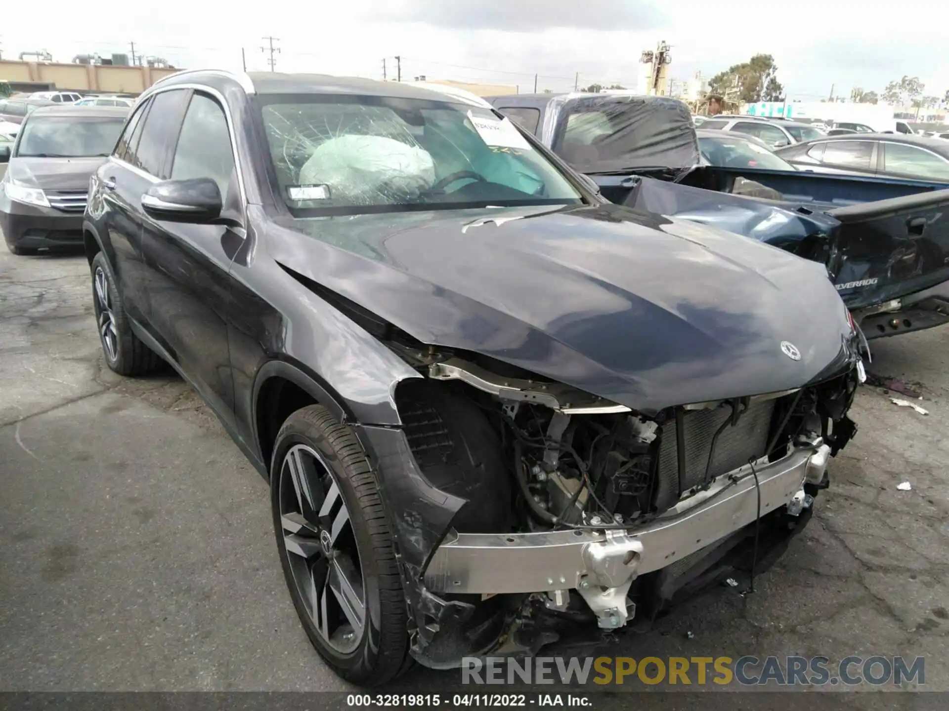 1 Photograph of a damaged car W1N0G8EB5LF864041 MERCEDES-BENZ GLC 2020