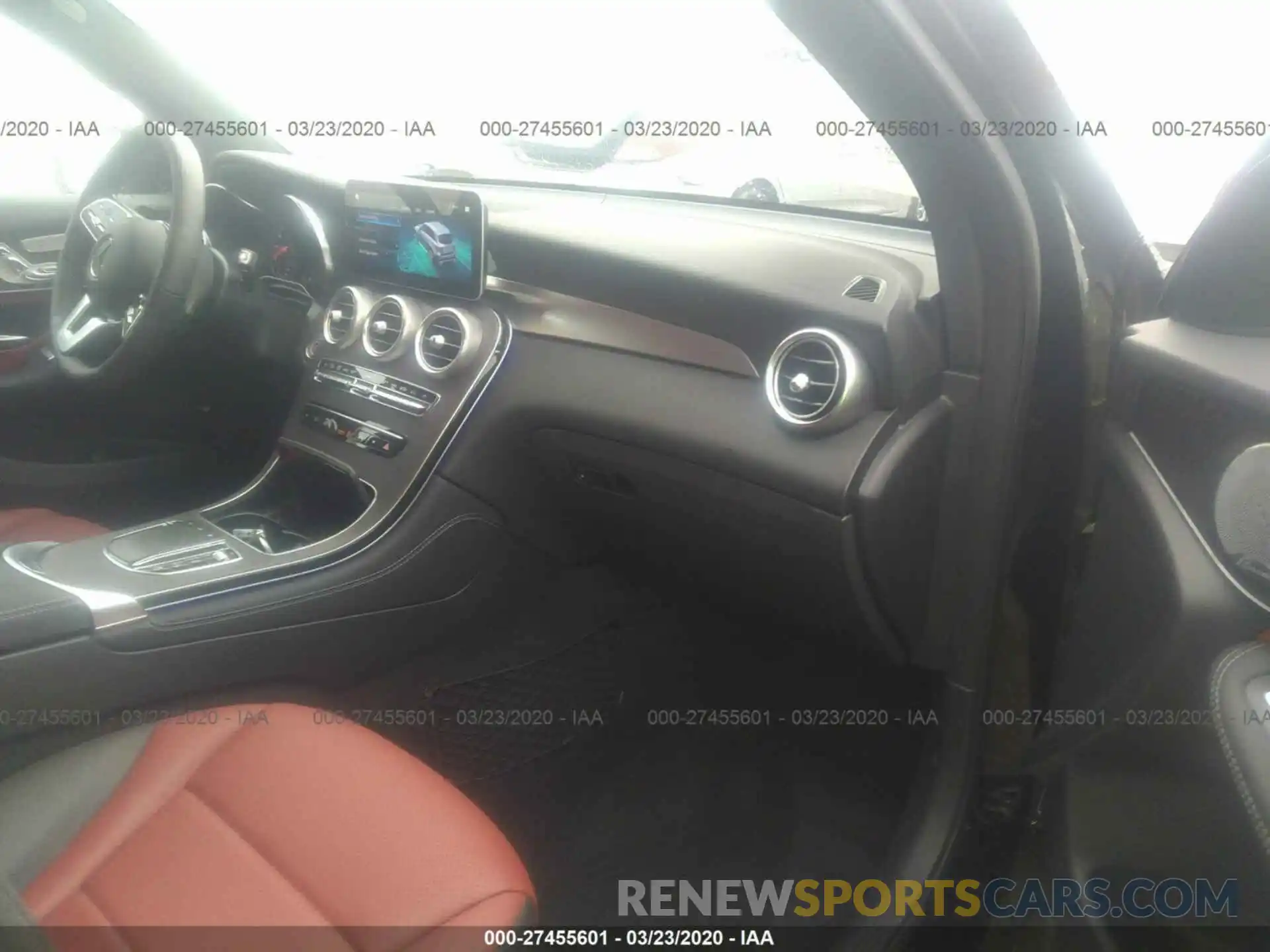 5 Photograph of a damaged car W1N0G8EB6LF757385 MERCEDES-BENZ GLC 2020