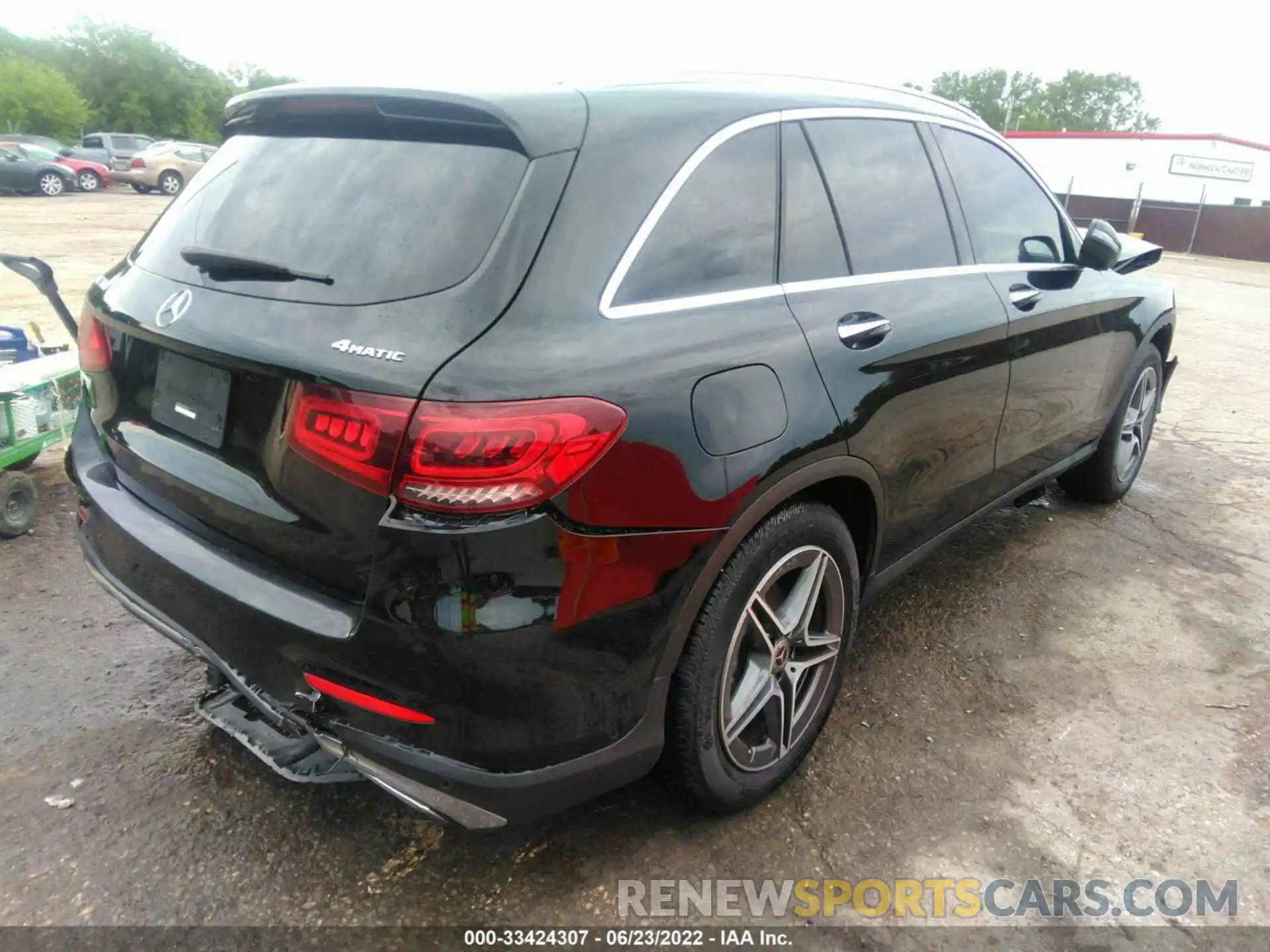 4 Photograph of a damaged car W1N0G8EB6LF769150 MERCEDES-BENZ GLC 2020