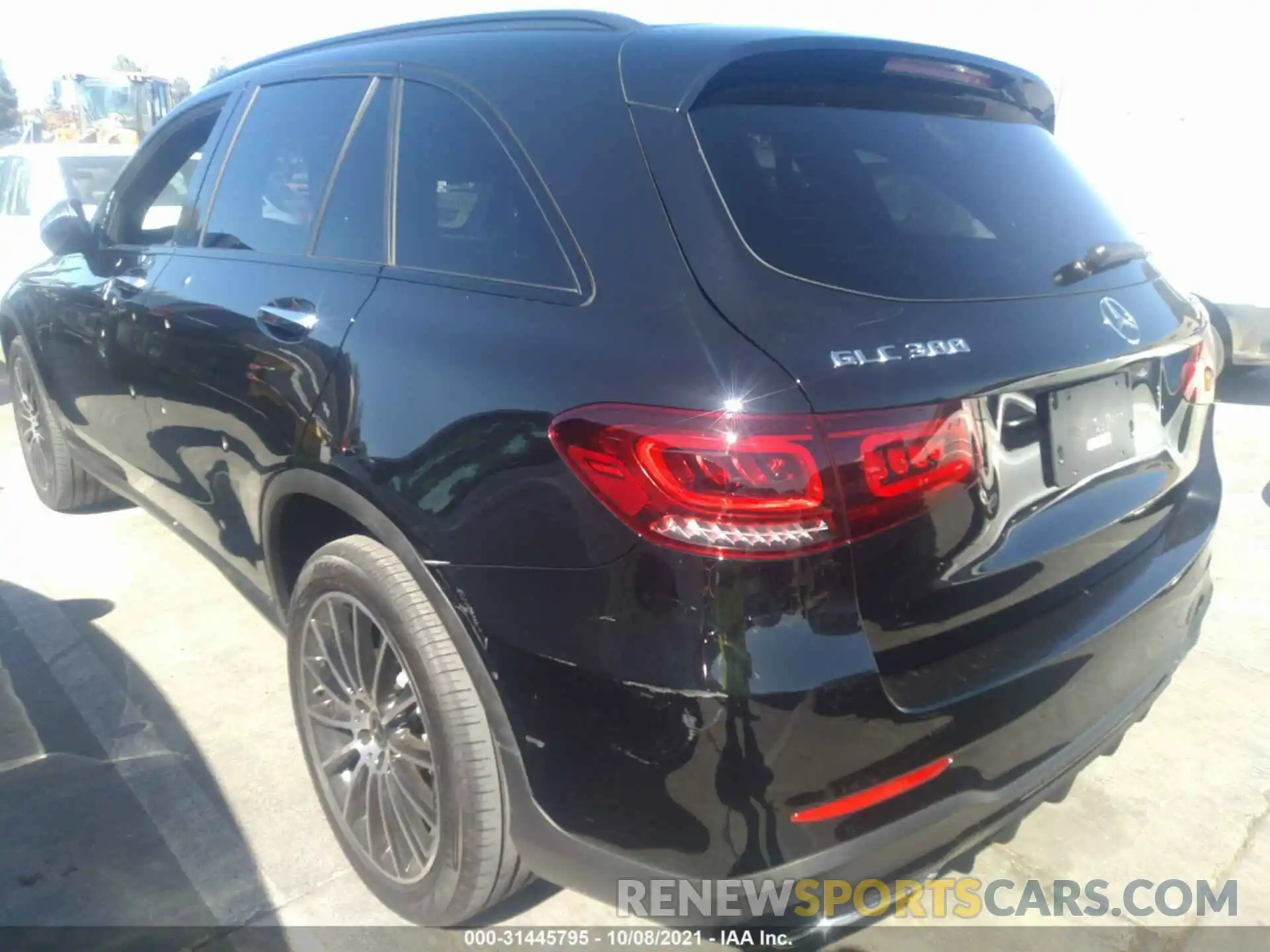 3 Photograph of a damaged car W1N0G8EB6LF859088 MERCEDES-BENZ GLC 2020