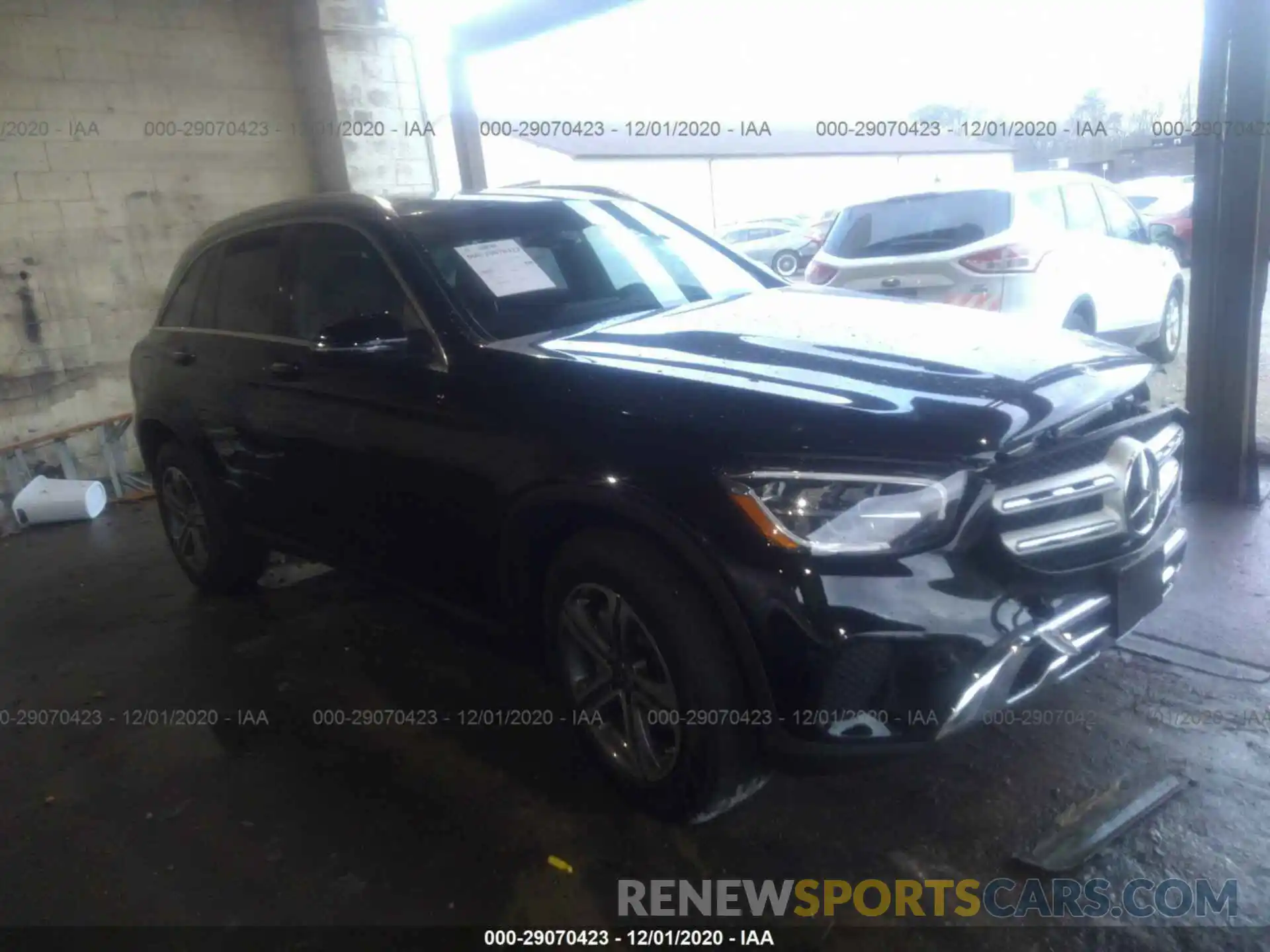 1 Photograph of a damaged car W1N0G8EB6LF865179 MERCEDES-BENZ GLC 2020