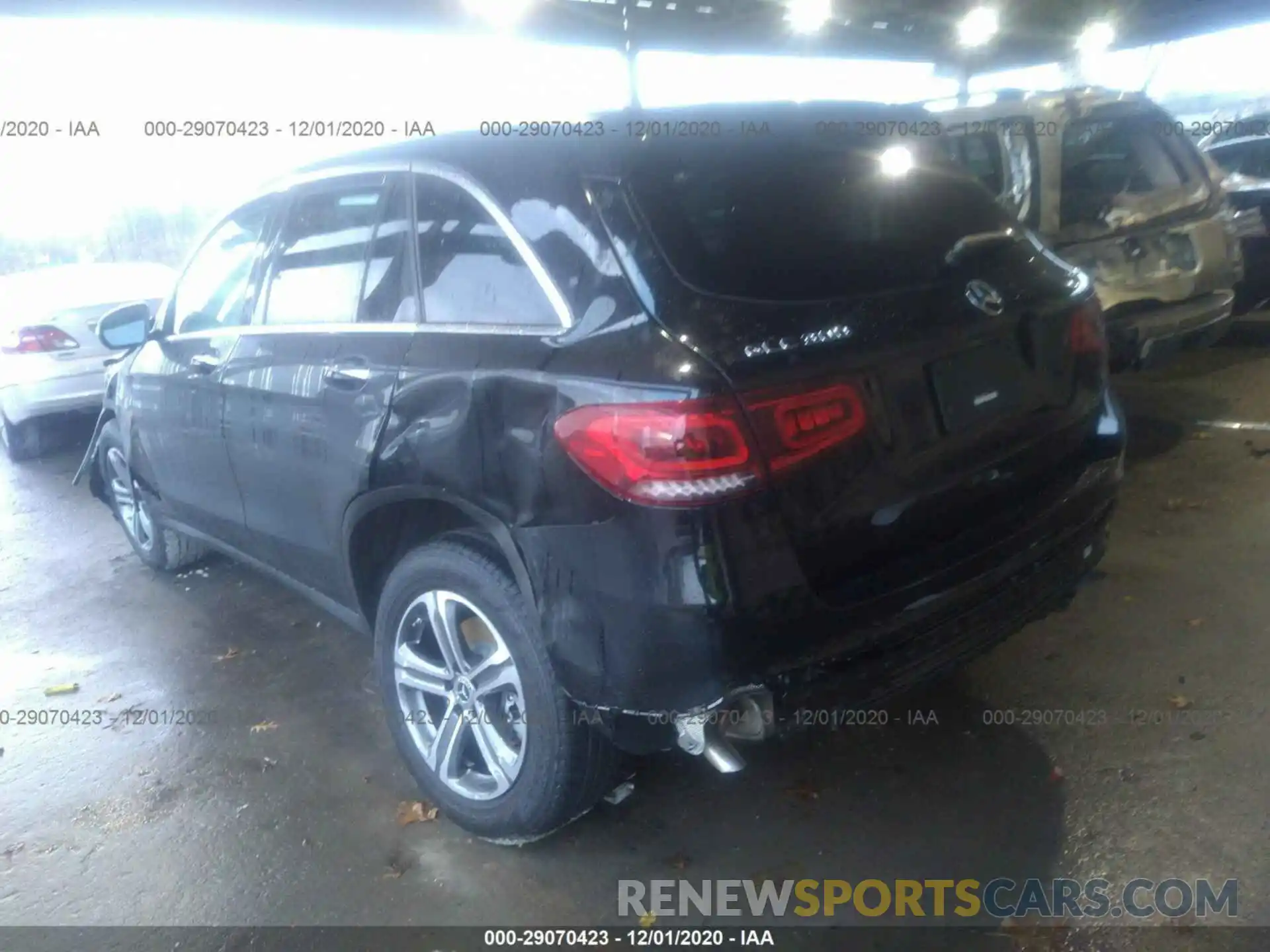 3 Photograph of a damaged car W1N0G8EB6LF865179 MERCEDES-BENZ GLC 2020