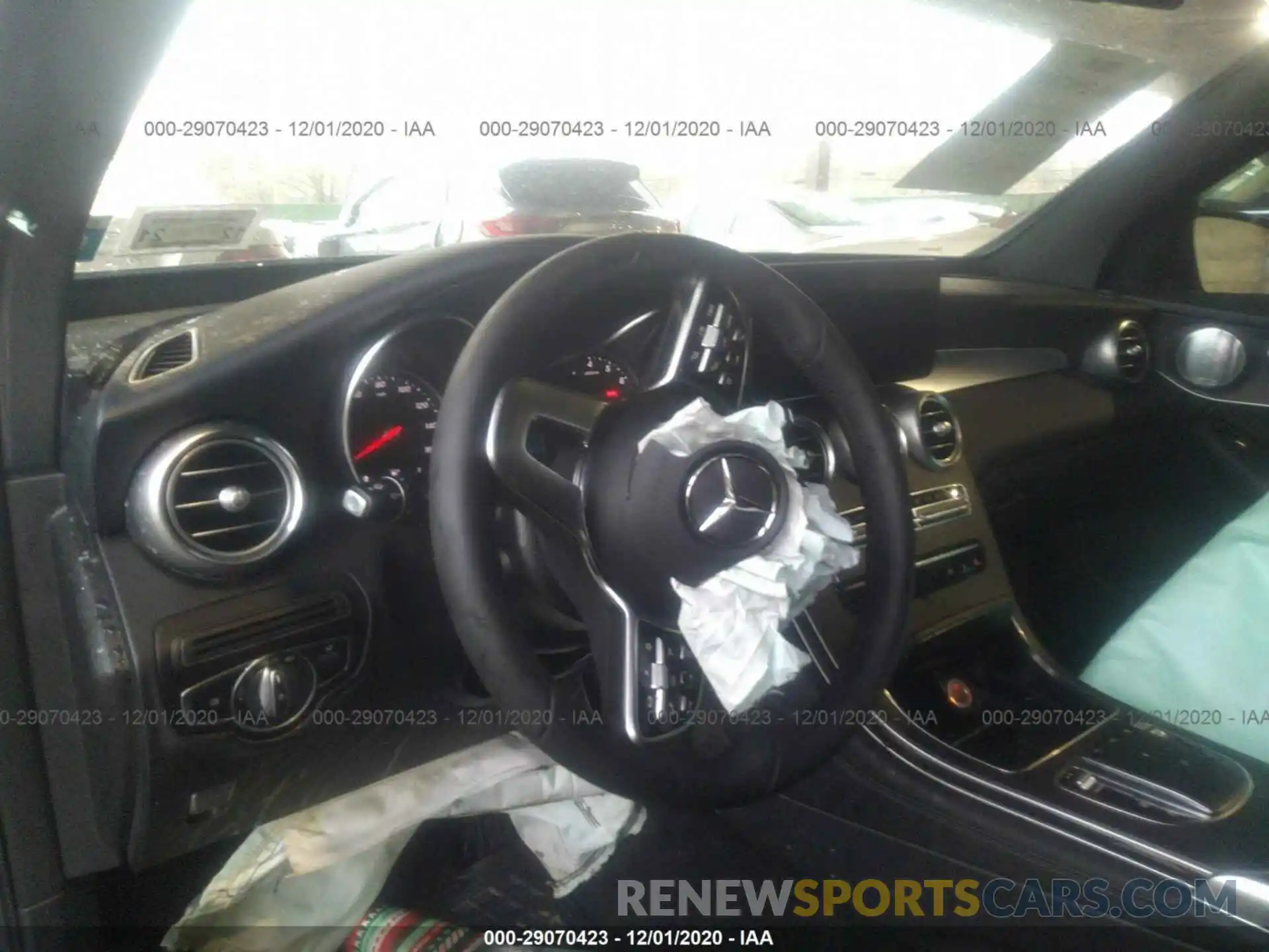 5 Photograph of a damaged car W1N0G8EB6LF865179 MERCEDES-BENZ GLC 2020